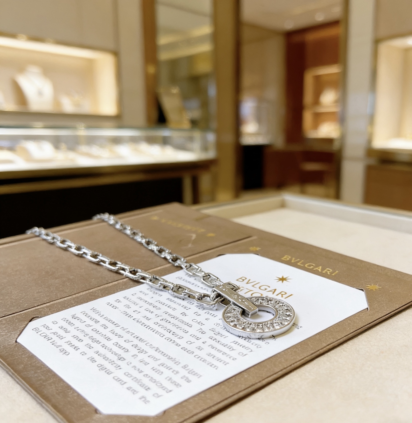 Bvlgari Bvlgari V necklace 18K white gold with pave diamonds 60cm