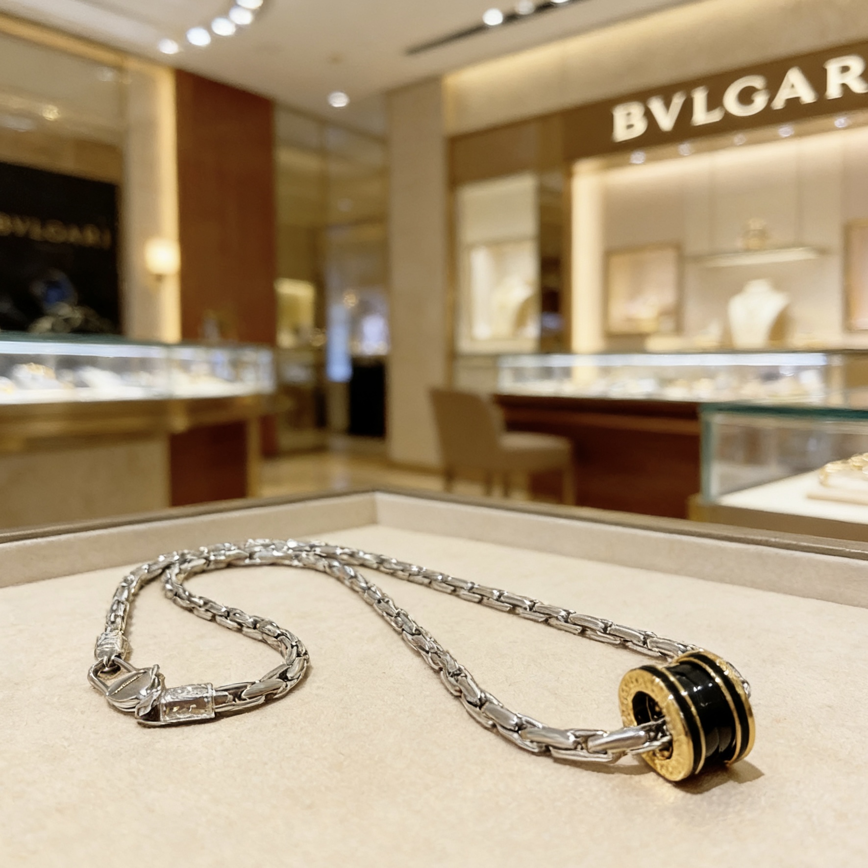 Bvlgari B zero1 necklace silver-toned stainless steel yellow gold accents black ceramic 60cm
