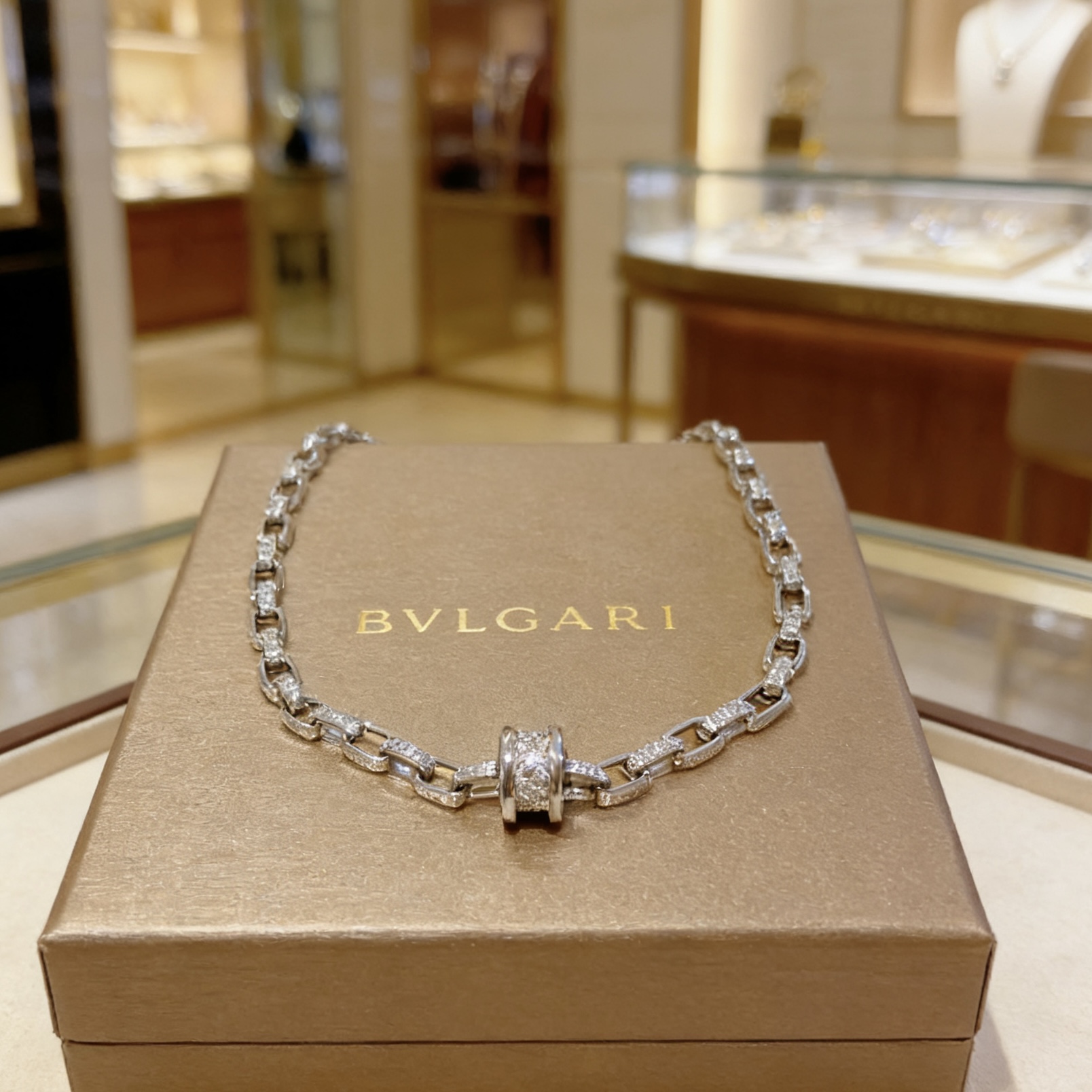 Bvlgari B zero1 necklace 18K white gold with pave diamonds 50cm