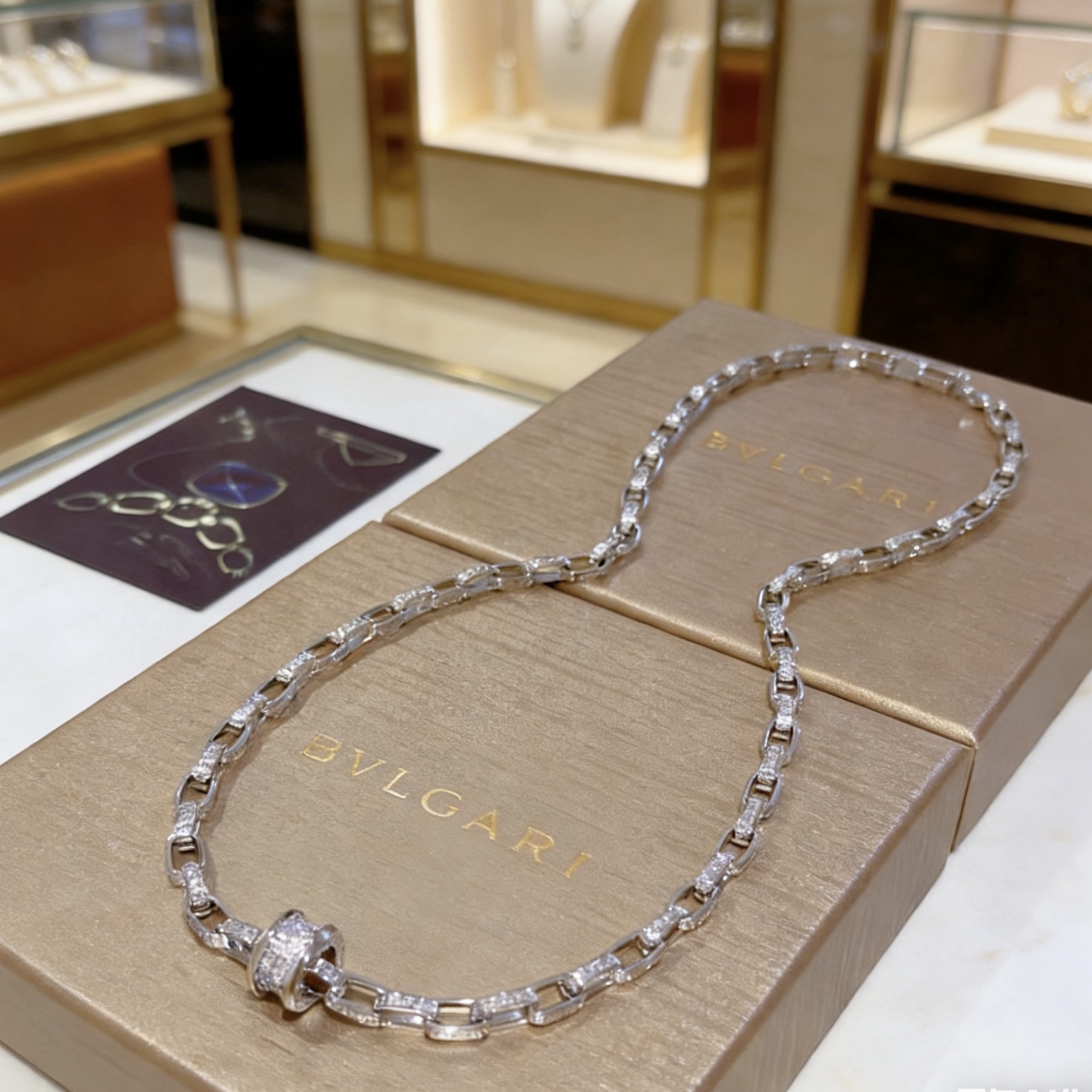 Bvlgari B zero1 necklace 18K white gold with pave diamonds 50cm