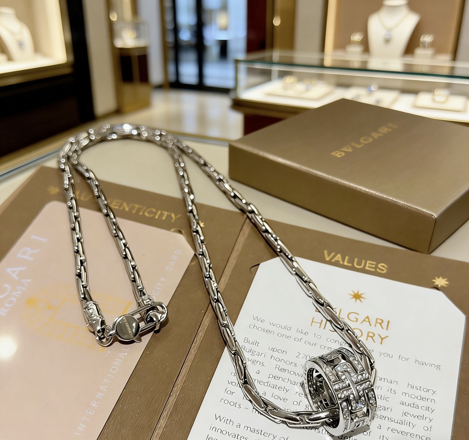 Bvlgari Parentesi necklace Silver-toned white gold with clear diamond accents 60cm