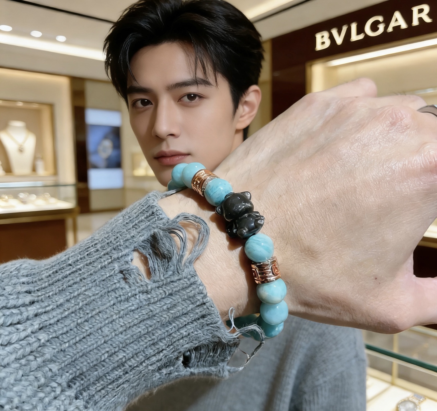 Bvlgari DIVAS DREAM bracelet rose gold light blue aquamarine beads black onyx charm 18