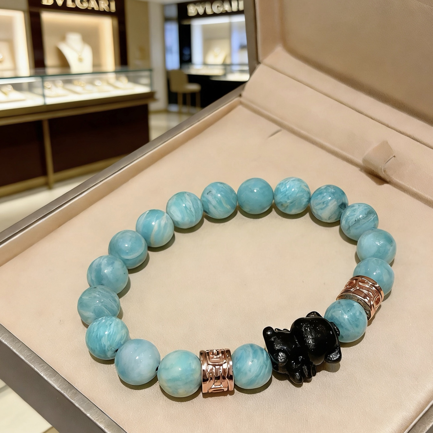 Bvlgari DIVAS DREAM bracelet rose gold light blue aquamarine beads black onyx charm 18
