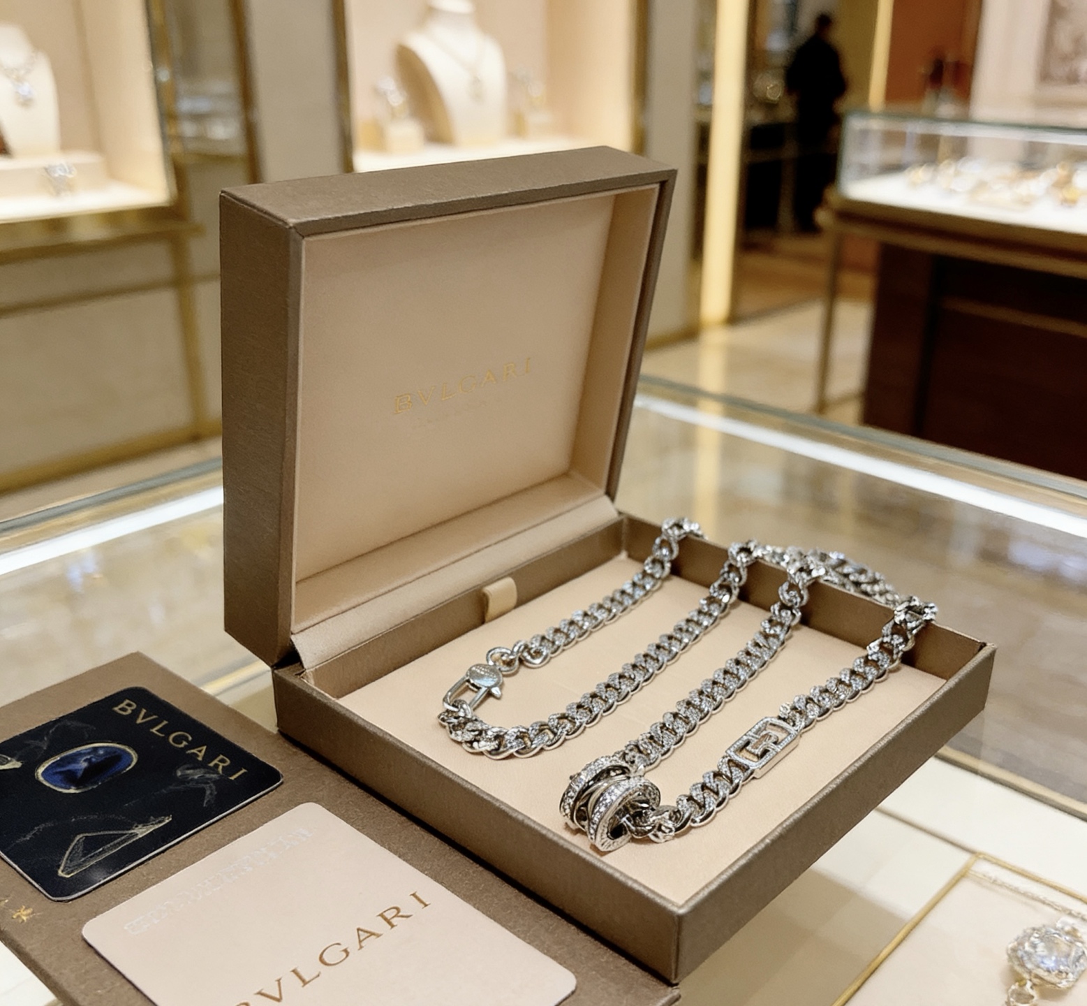 Bvlgari necklace