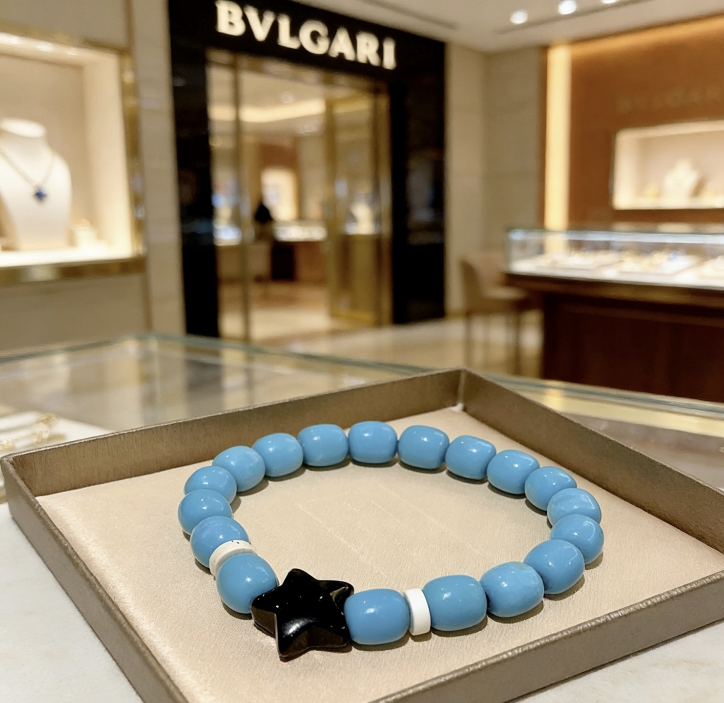 Bvlgari DIVAS DREAM bracelet light blue turquoise beads black onyx star charm white accent beads 18