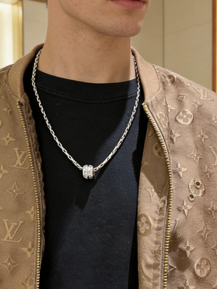 Bvlgari B zero1 necklace silver-toned white gold with clear diamond accents 60cm