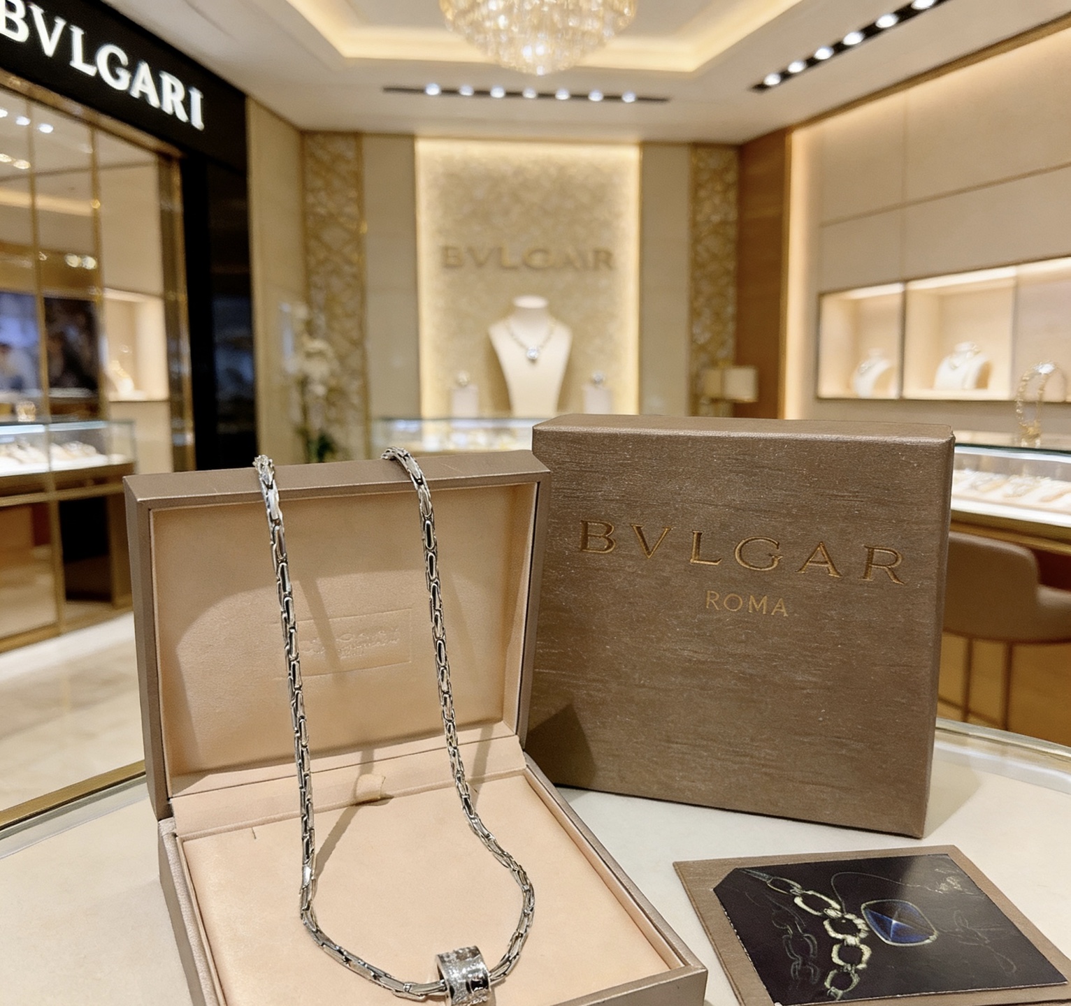 Bvlgari B zero1 necklace silver-toned white gold with clear diamond accents 60cm