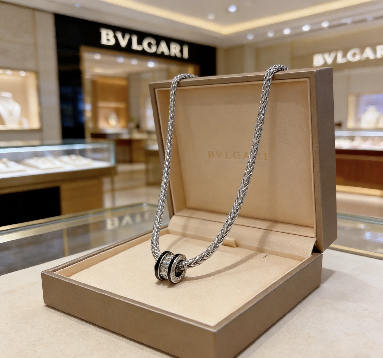 Bvlgari B zero1 necklace silver-toned metal with black enamel accents 60cm
