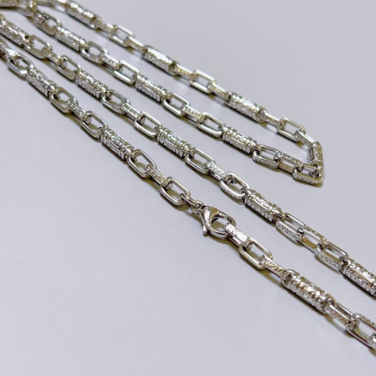 Bvlgari Bvlgari Bvlgari necklace silver-toned metal with engraved logo detailing no visible gemstones 50cm