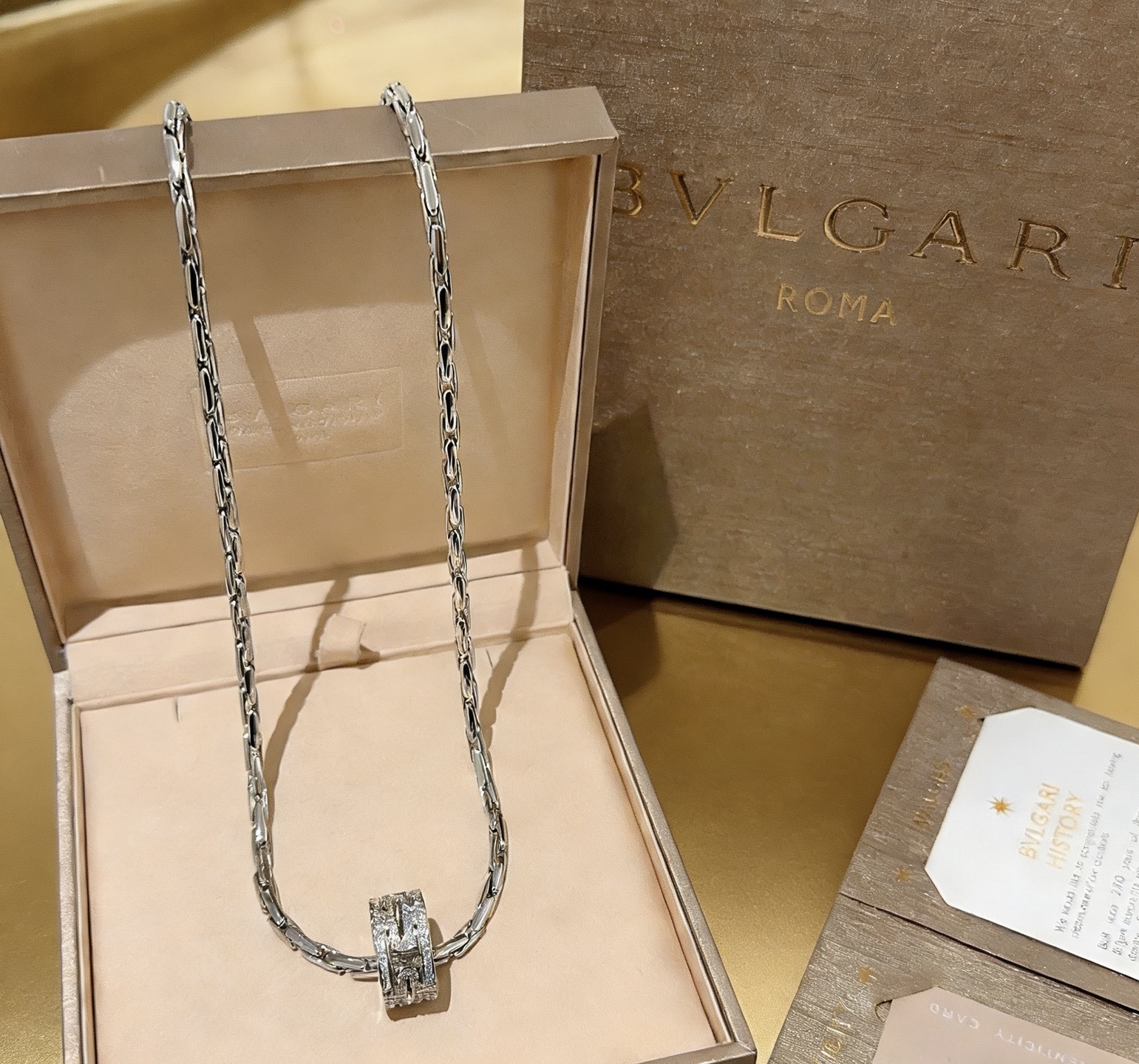 Bvlgari B zero1 necklace Silver-toned metal with pave set clear diamonds 60cm