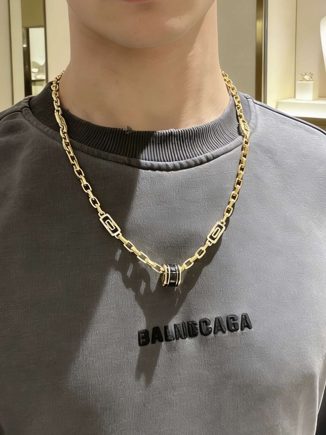 Bvlgari B zero1 necklace Yellow gold with black ceramic and clear diamond accents 60cm