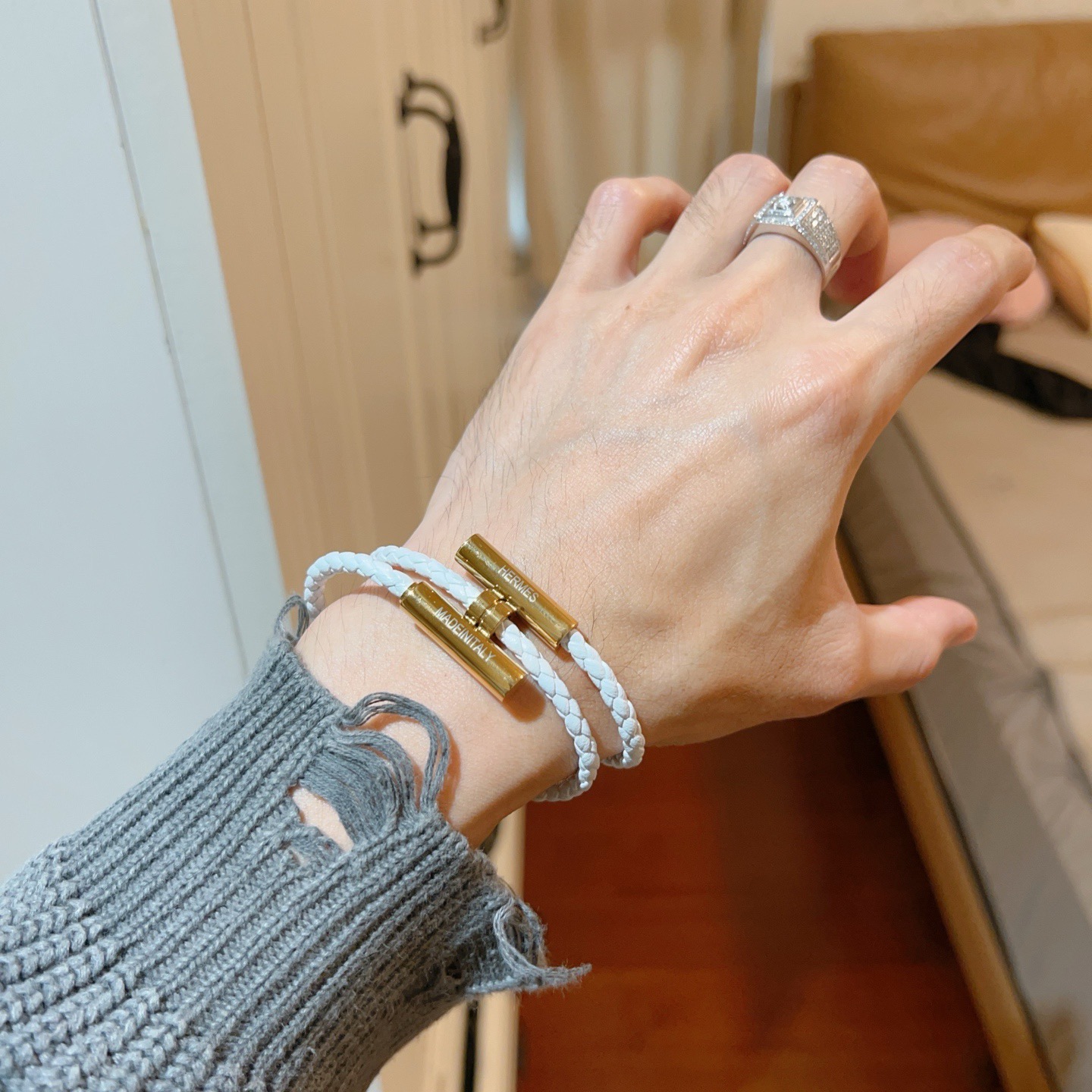 Bracciale Hermes Tournis Tresse Pelle intrecciata bianca con hardware in metallo color oro T2 17 cm