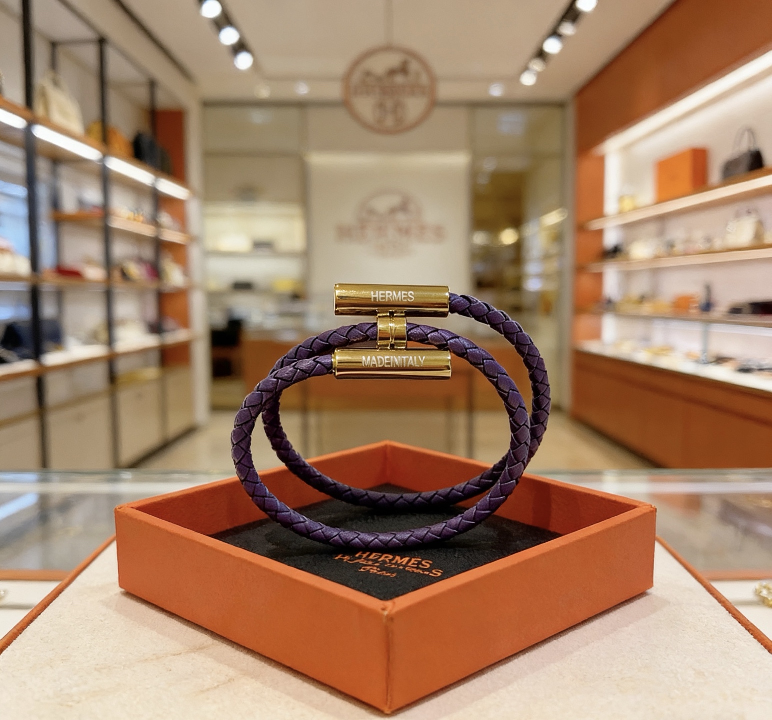 Bracelet Hermes Tournis Tresse Cuir tressé violet avec garniture en métal doré T3 19cm double tour