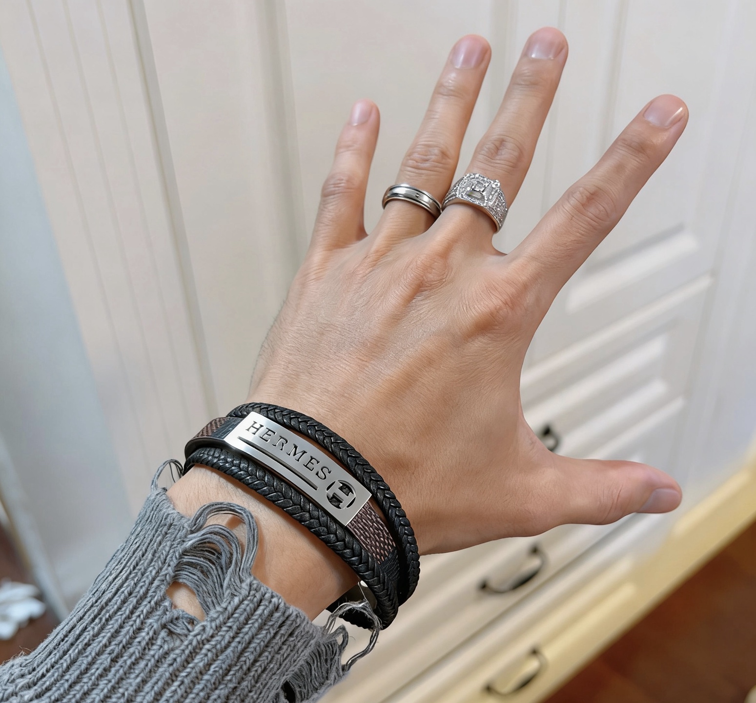 Bracciale Hermes H Tournis Tresse Pelle intrecciata nera Pelle marrone Hardware in metallo color argento palladio 19 cm