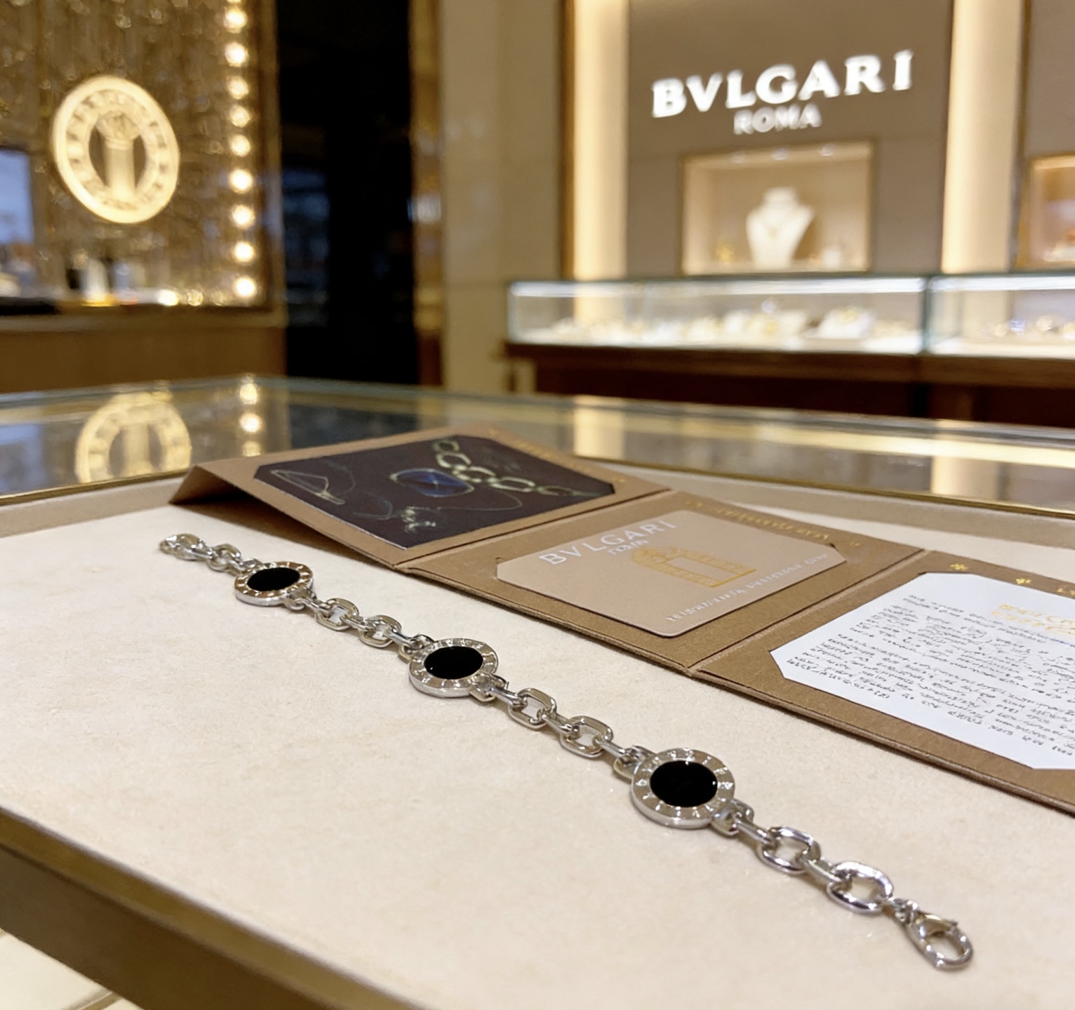 Bvlgari Bvlgari Bvlgari bracelet silver-toned metal with black onyx inlays 20cm