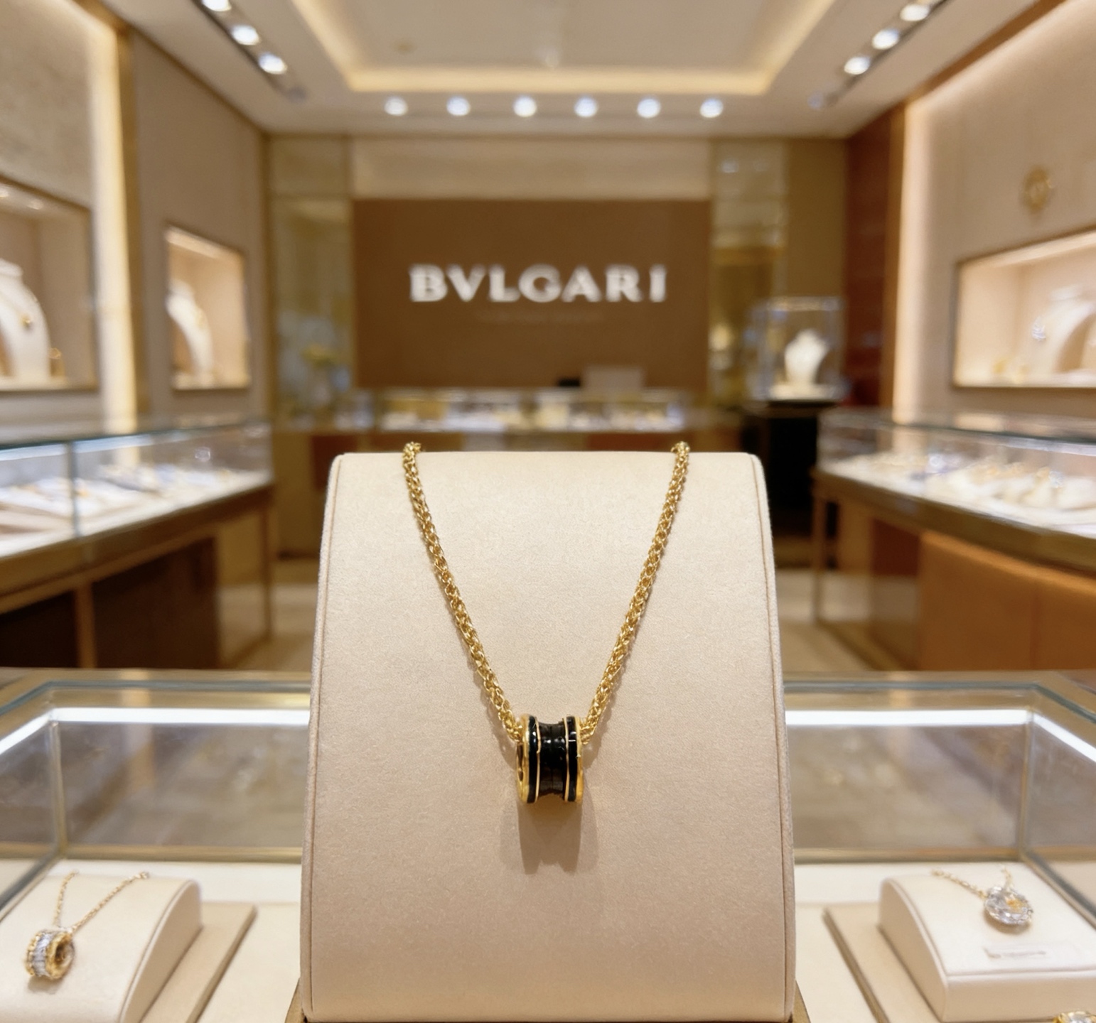 Bvlgari B zero1 necklace Yellow gold with black ceramic 60cm