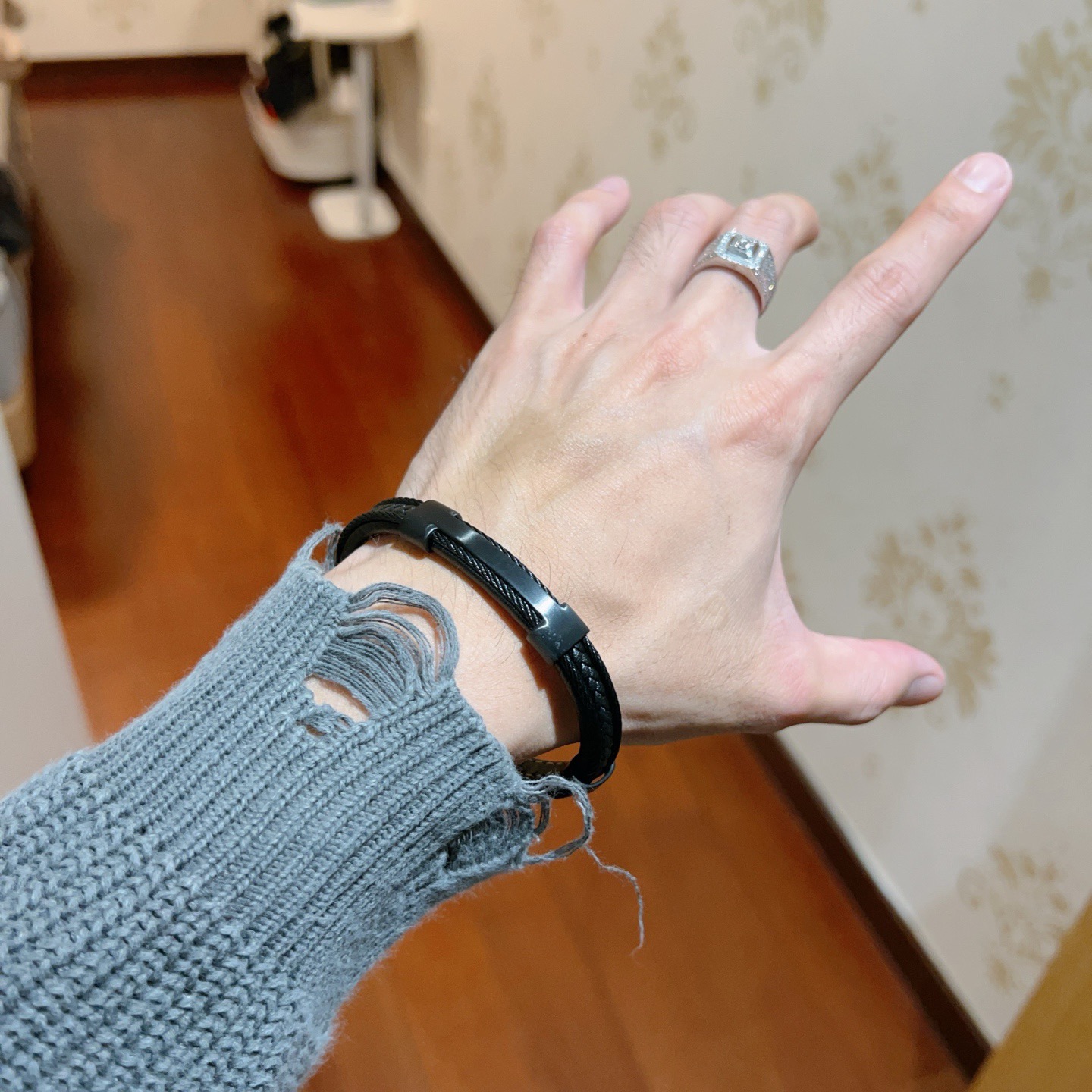 Bracciale Hermes New Anger Forest in pelle nera con hardware in canna di fucile 19 cm