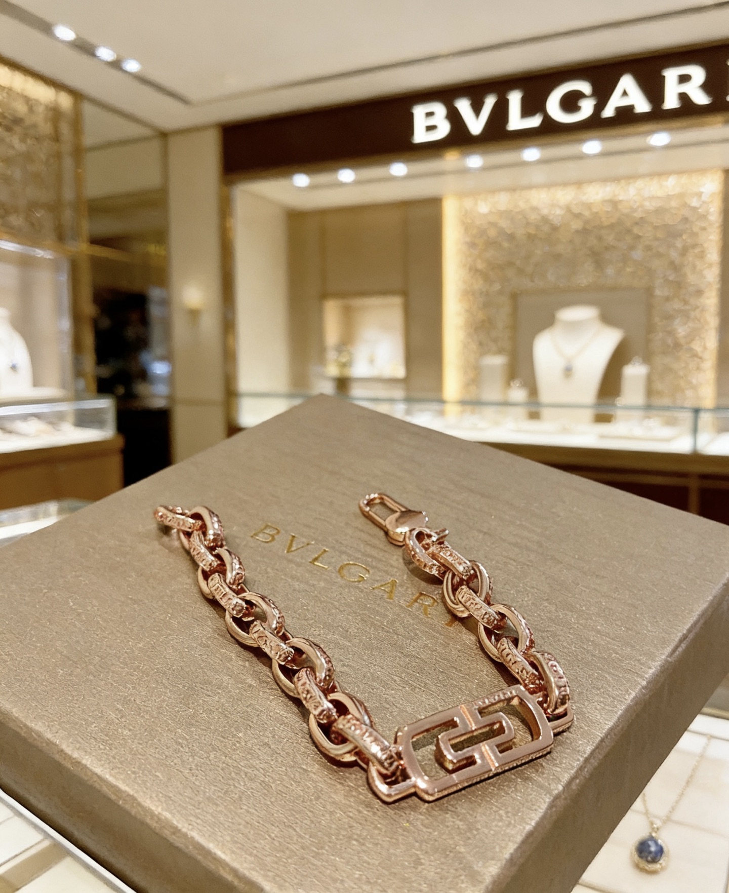 Bvlgari Parentesi bracelet Rose Gold 18