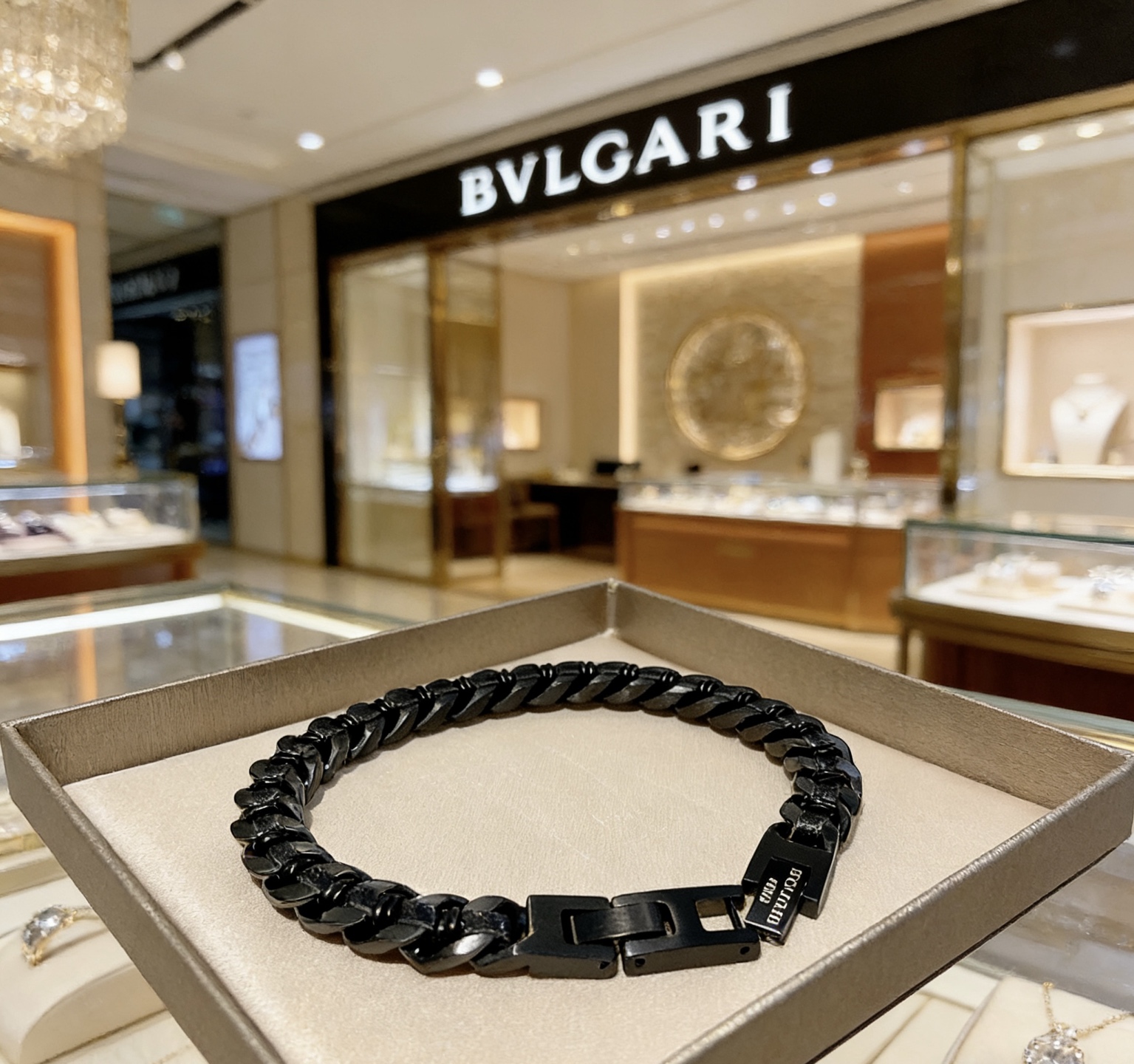 Bvlgari bracelet matte black metal 19cm