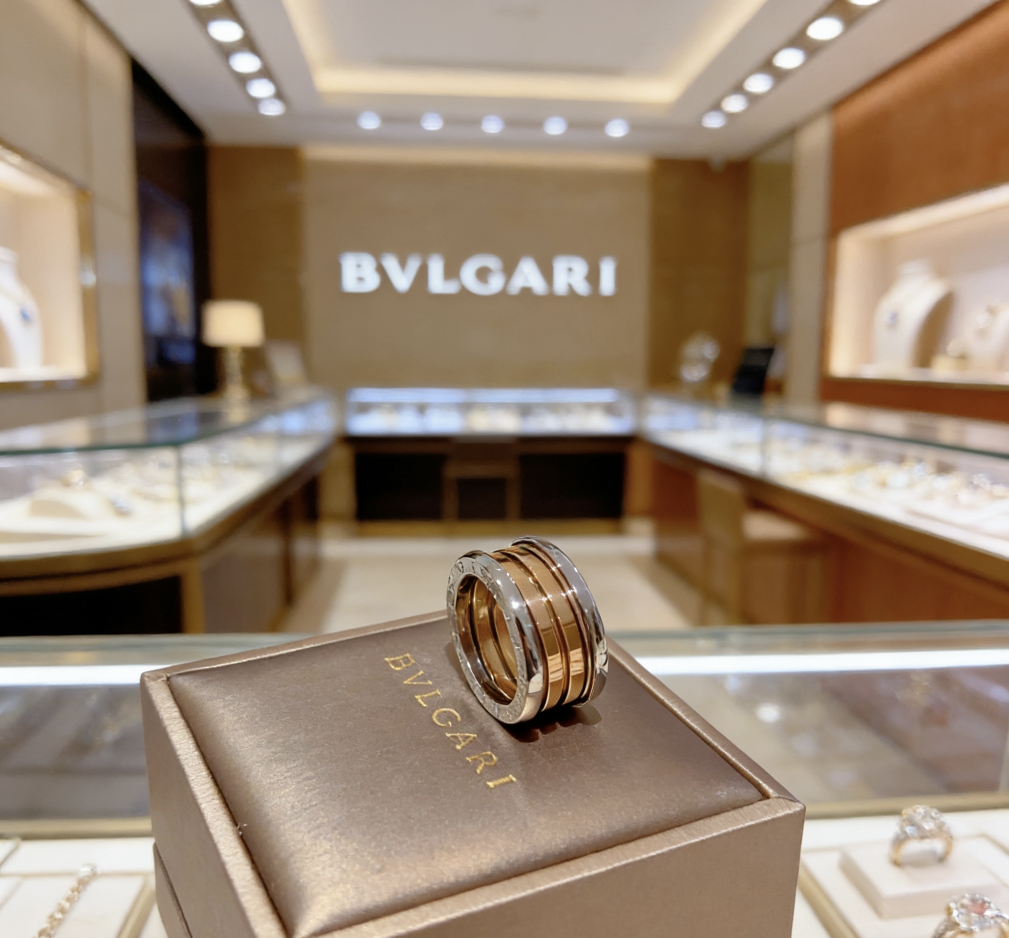 Bvlgari B zero1 ring 18k white gold and 18k rose gold 58