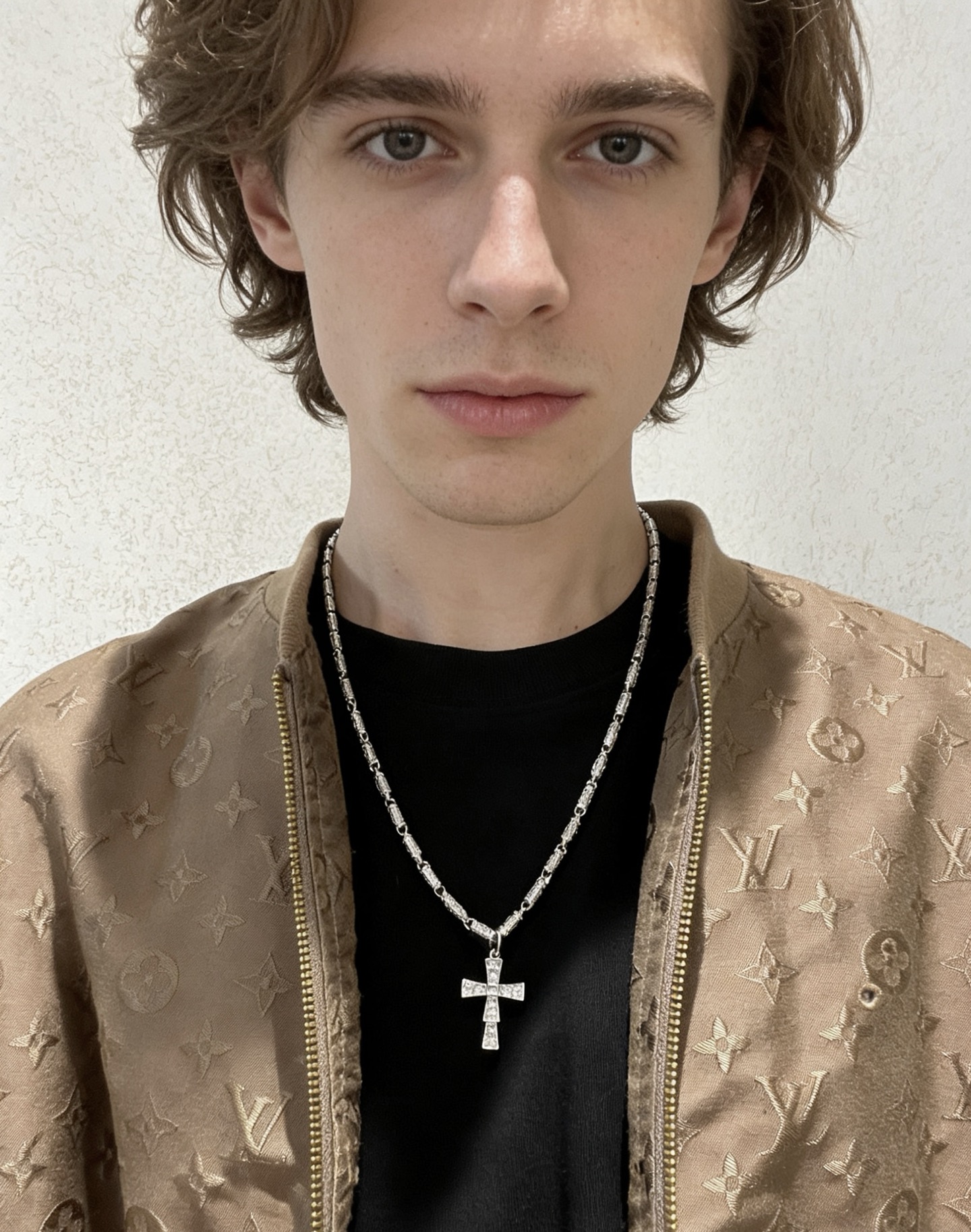 Bvlgari Serpenti Cross Pendant Necklace necklace 18K white gold with clear diamond pave 60cm