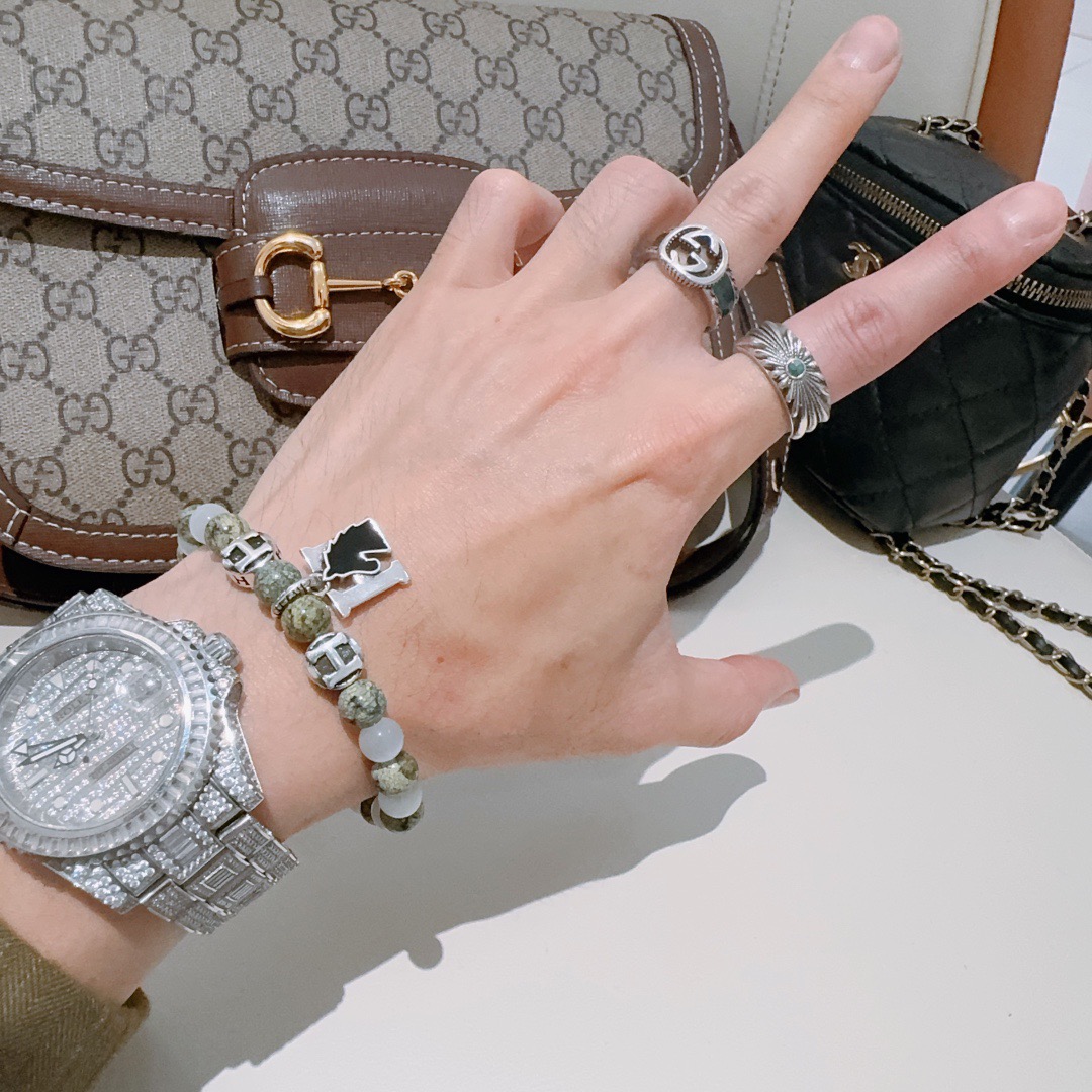 Bracciale Hermes Anger Forest metallo tono argento serpentino verde calcedonio bianco smalto nero 18 cm