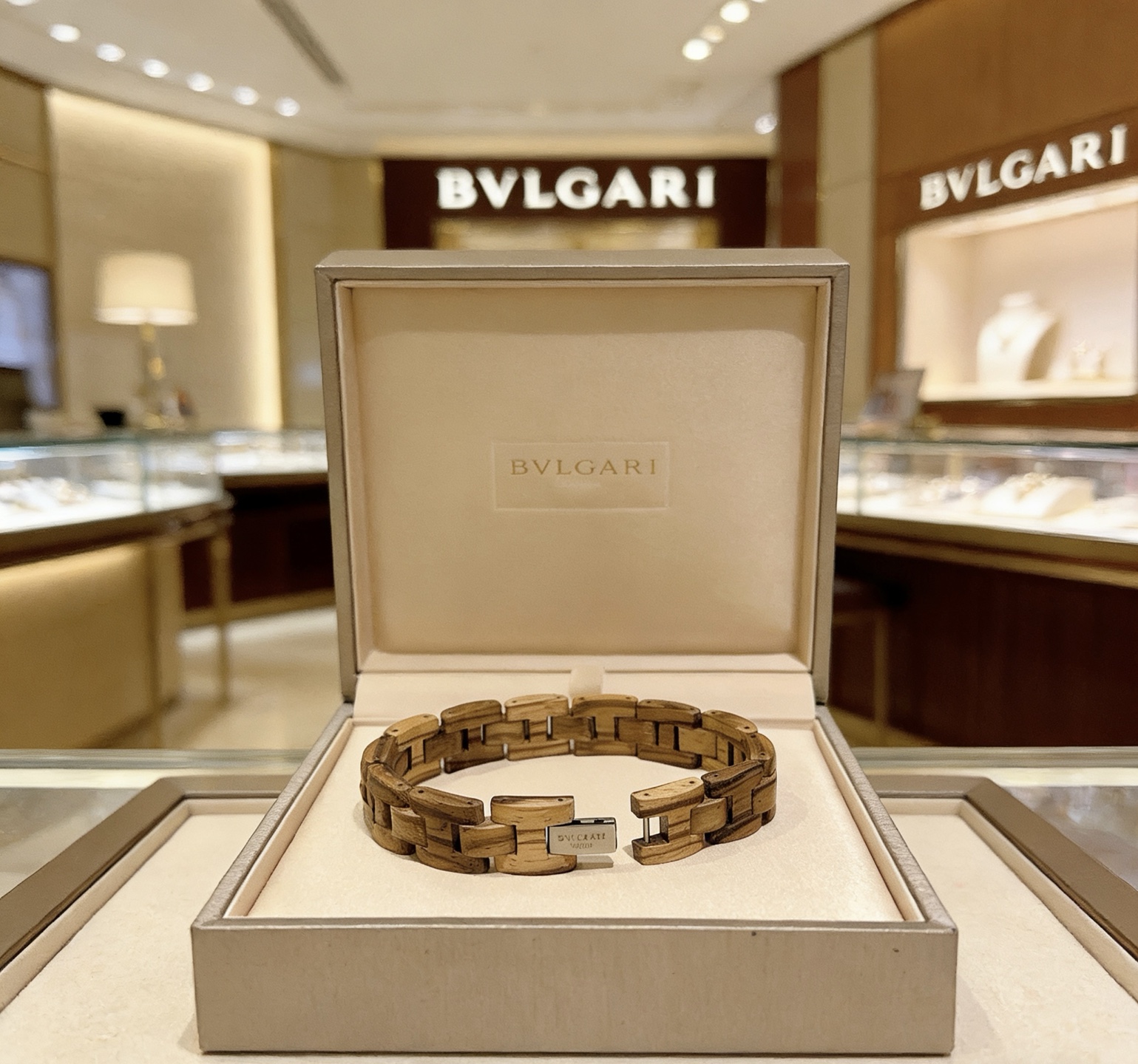 Bvlgari BVLGARIBVLGARI bracelet natural wood tone with silver-tone metal clasp 19cm
