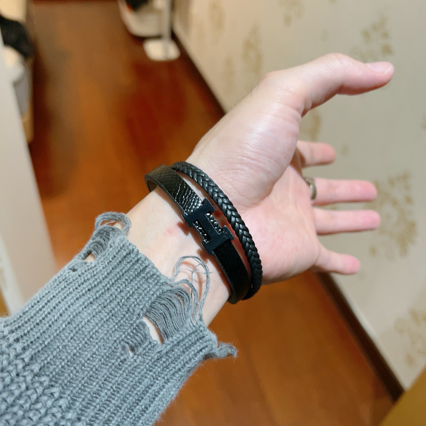 Bracciale Hermes Anger Forest Pelle nera con hardware H nero opaco fodera in pelle beige 19 cm