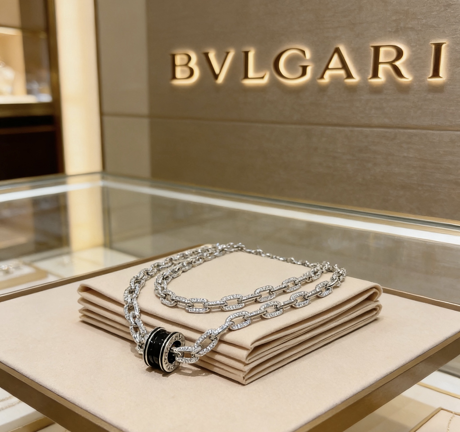 Bvlgari B zero1 necklace Silver-toned metal with black ceramic and clear diamond accents 50cm