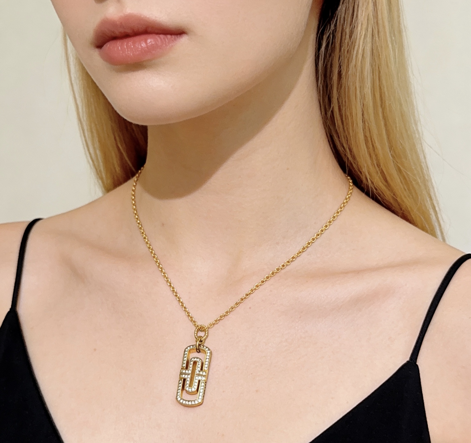 Bvlgari Parentesi necklace Yellow gold with clear diamond pave accents 60cm