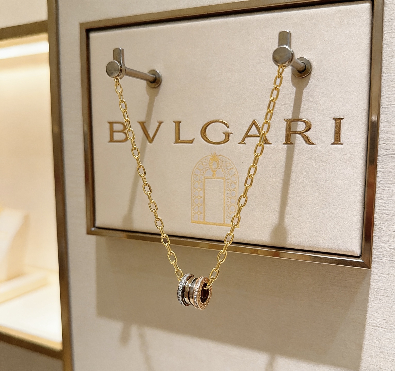 Bvlgari B zero1 necklace 18K yellow gold with clear diamond accents and rose gold detailing 45cm