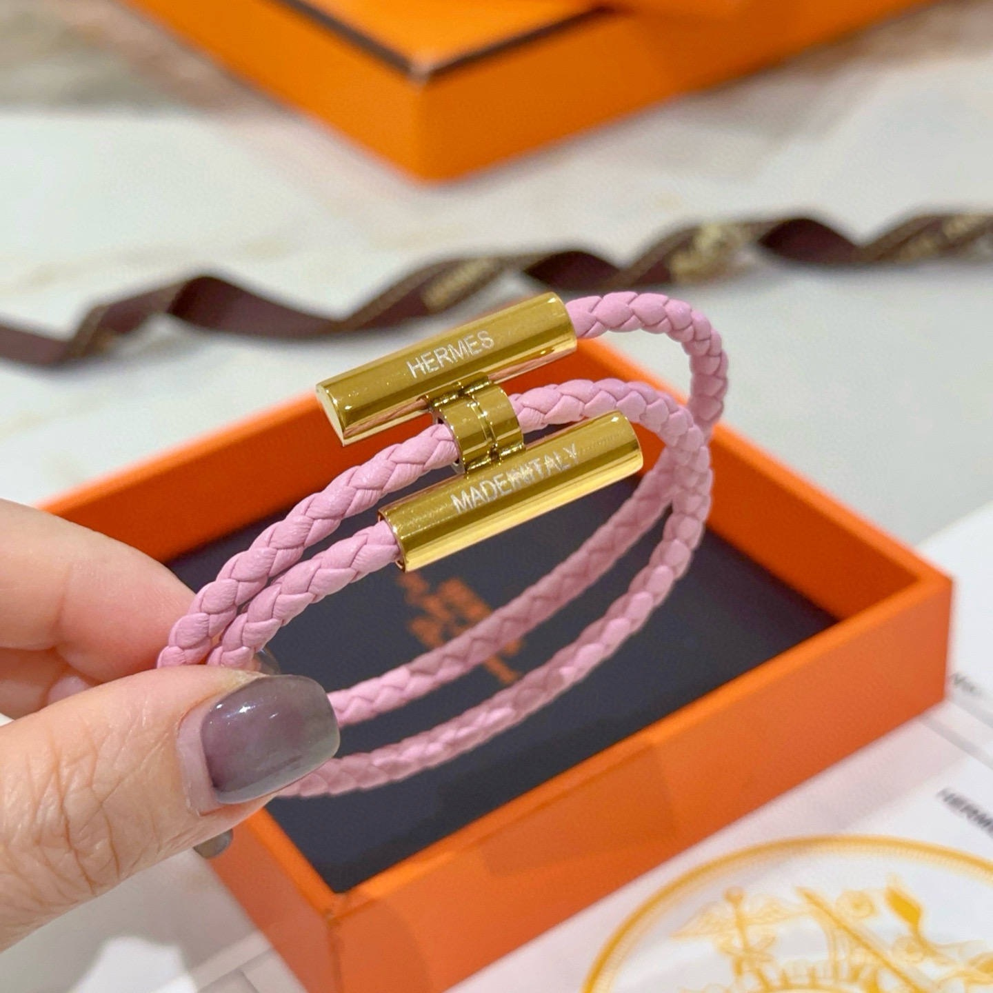 Bracciale Hermes Tournis Tresse Pelle intrecciata rosa con hardware placcato oro T2 17 cm