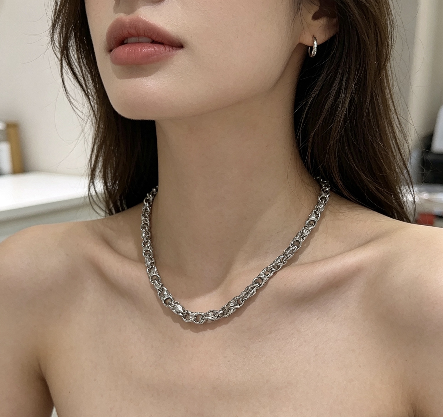 Saint Laurent V Chain Necklace necklace silver-toned metal no accent stones 60cm
