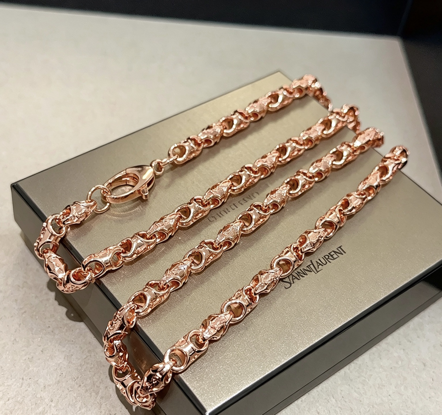 Saint Laurent DIVAS DREAM necklace rose gold 60cm