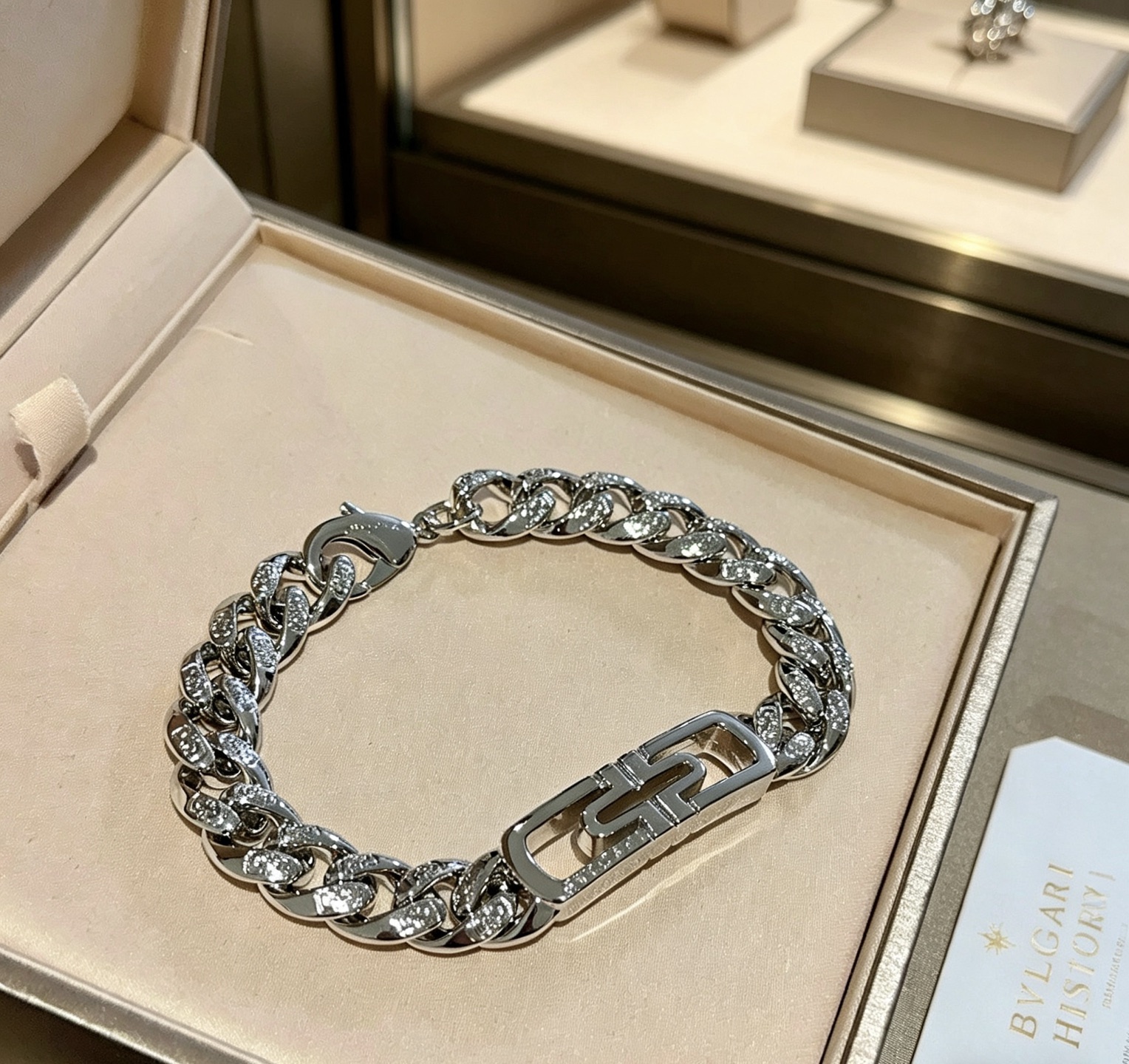 Bvlgari Parentesi bracelet silver-toned metal with clear diamond accents 20cm