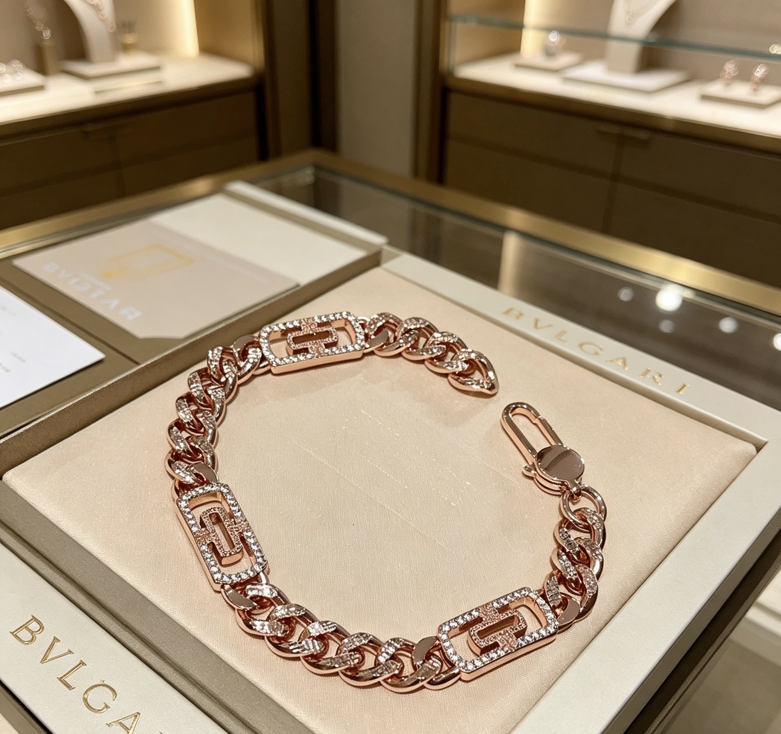 Bvlgari Bvlgari Bvlgari Chain bracelet Rose gold with pave diamonds 20cm