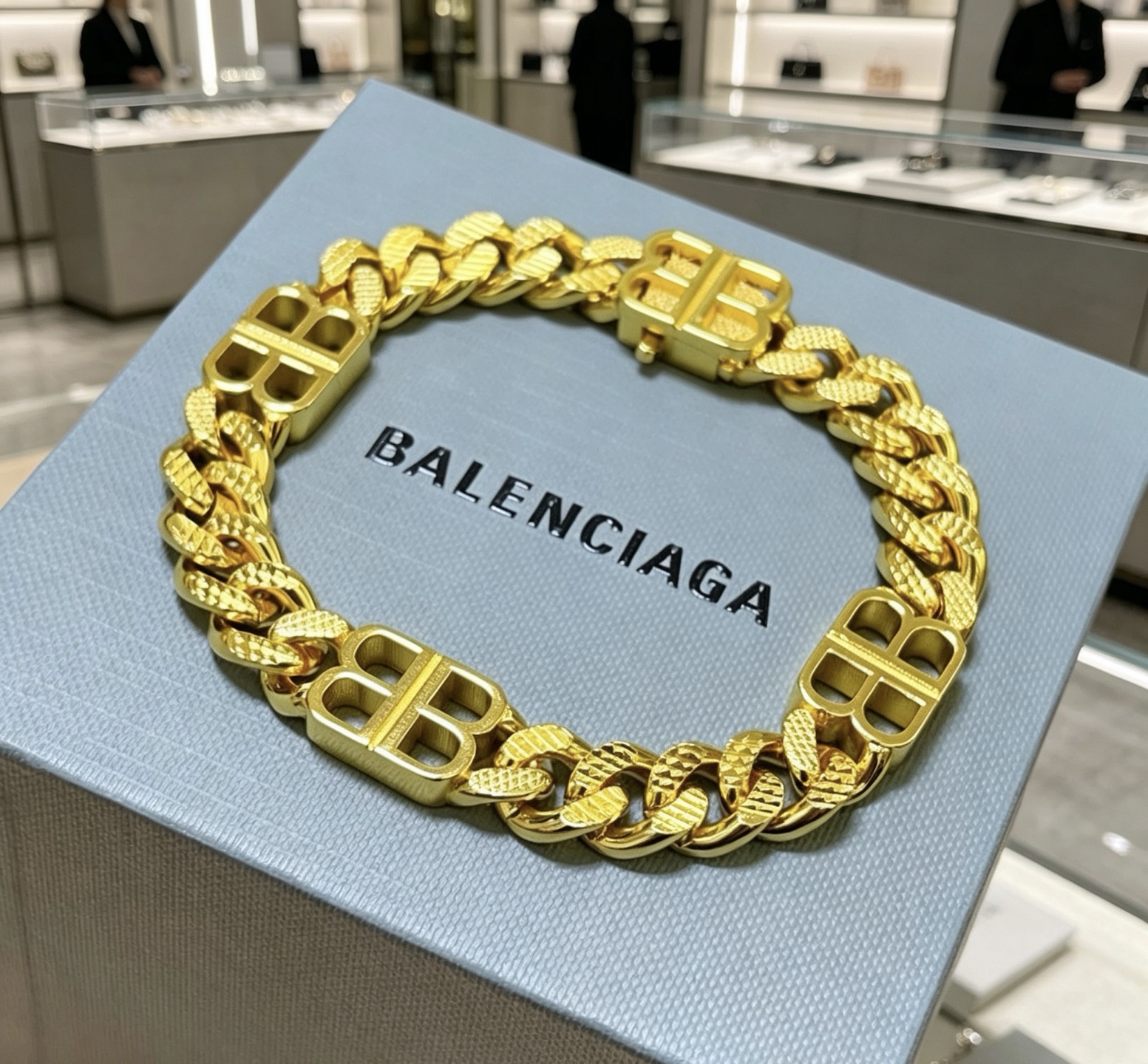 Luxury necklace 24cm