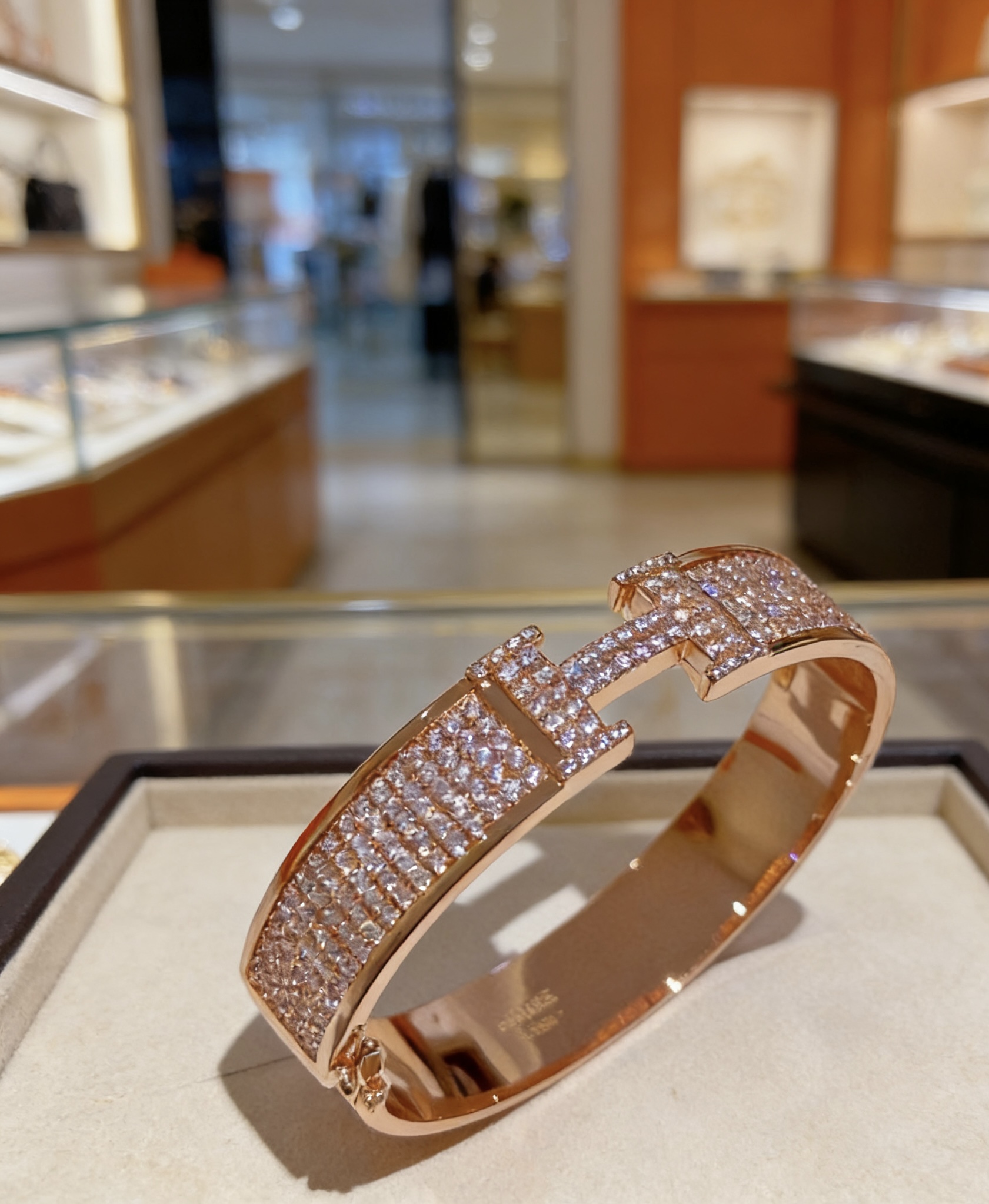 Bracciale Hermes Clic H Oro rosa con diamanti trasparenti full-pave 17 cm