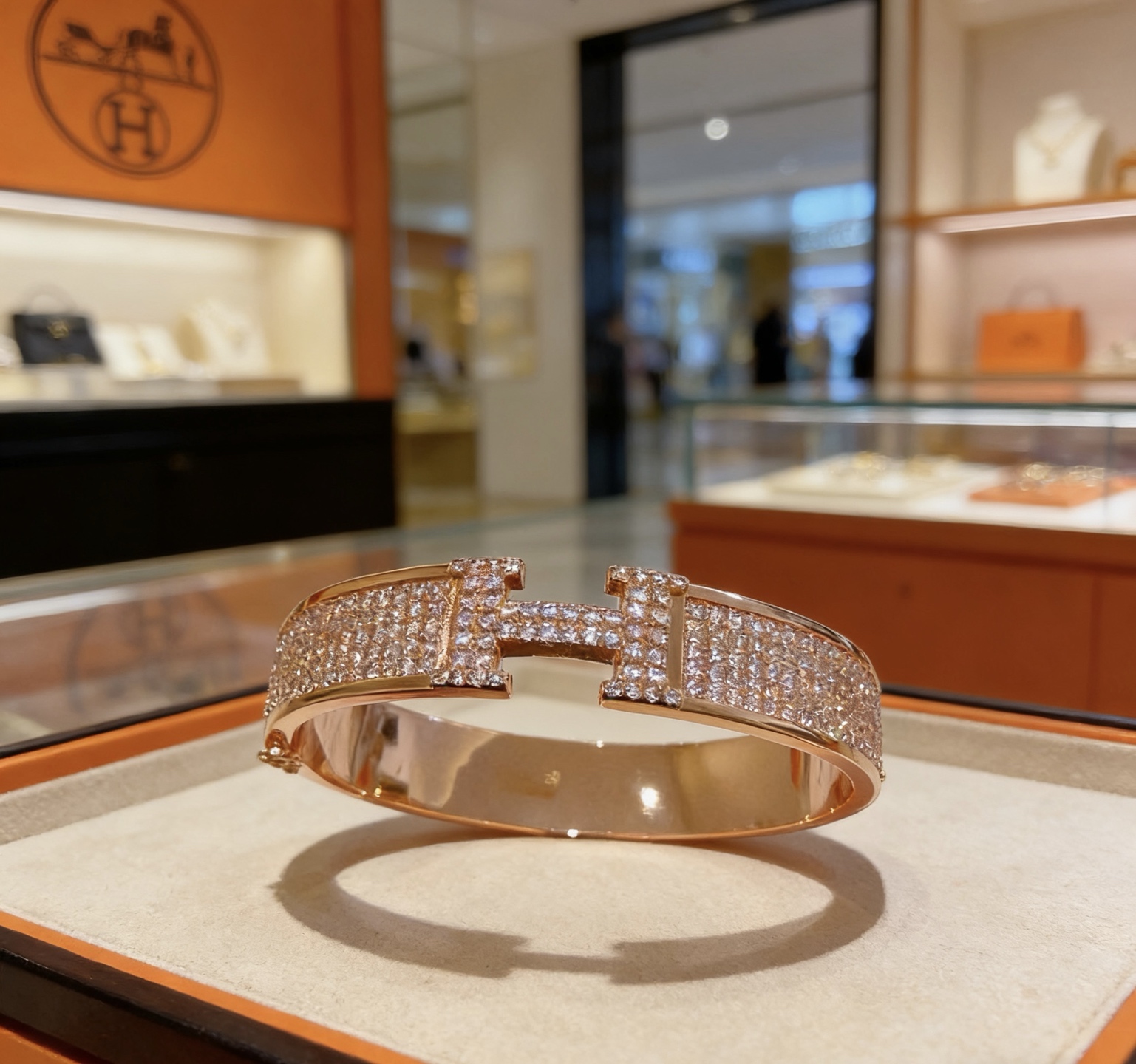 Bracciale Hermes Clic H Oro rosa con diamanti trasparenti full-pave 17 cm