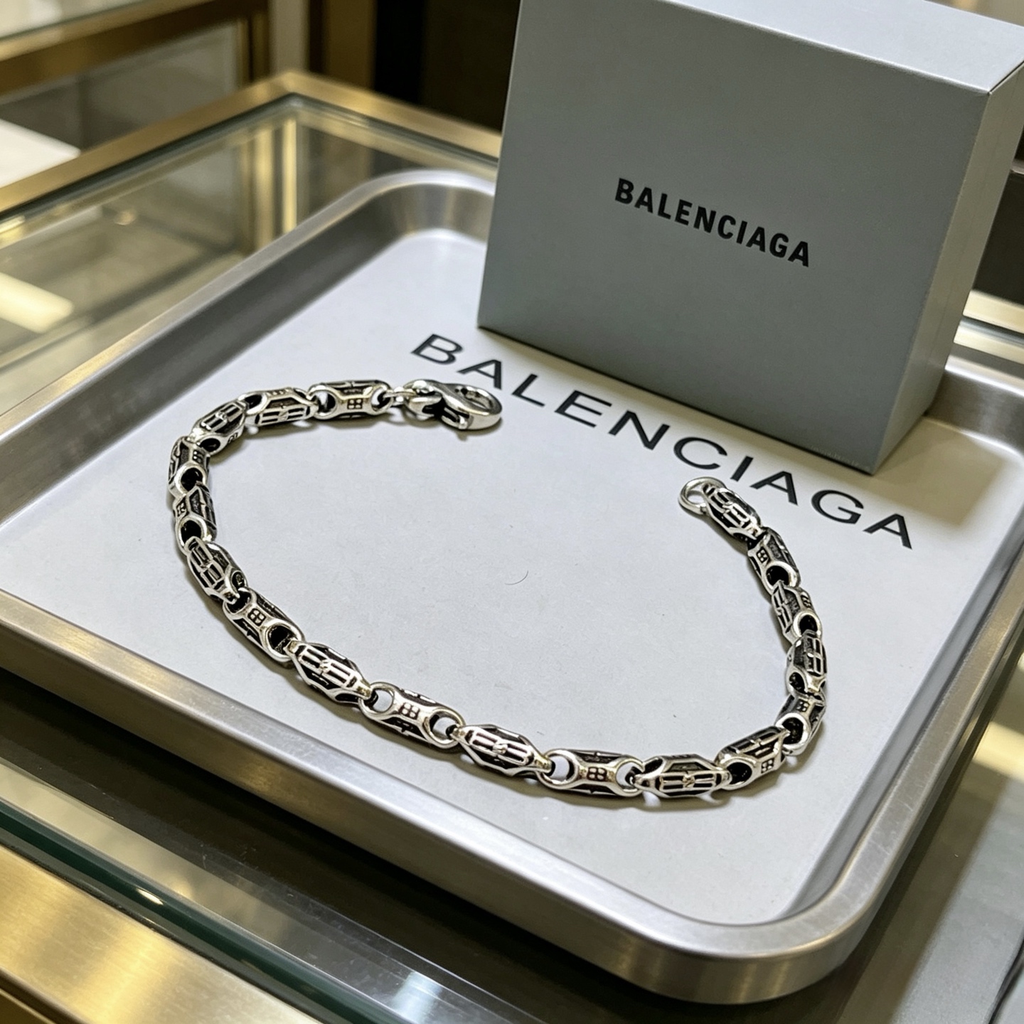 Luxury necklace 24cm