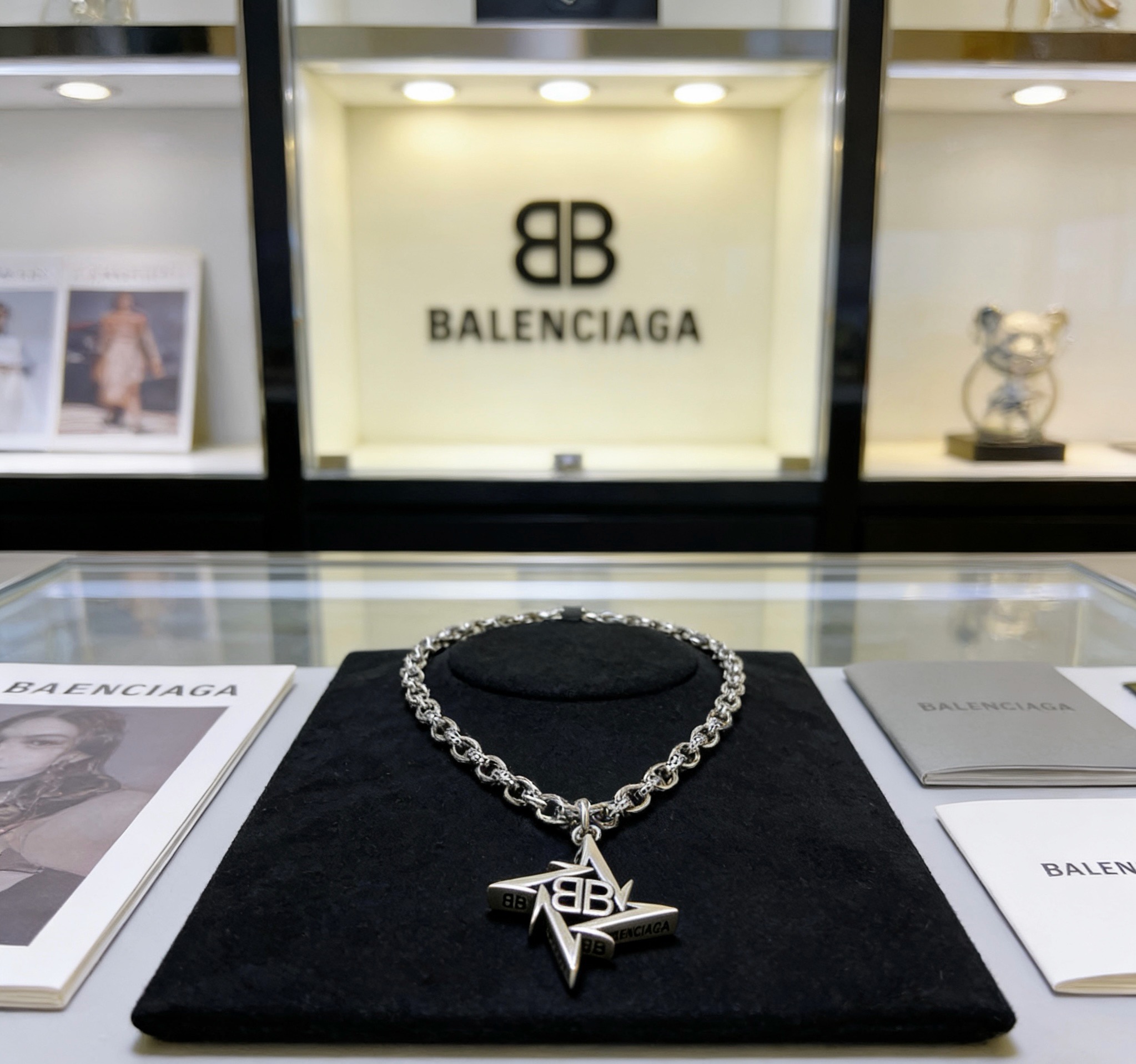 Luxury necklace