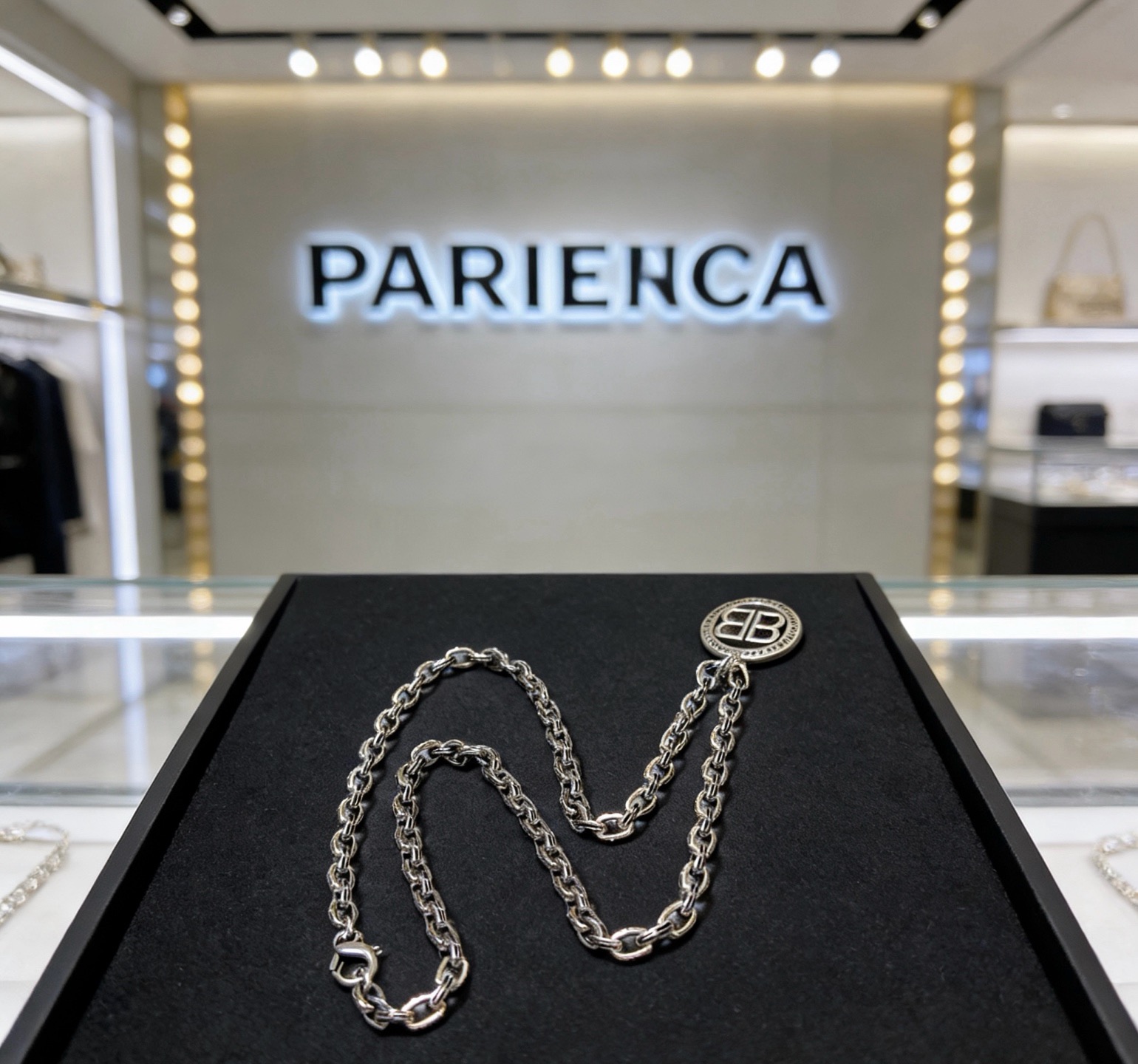 Luxury necklace