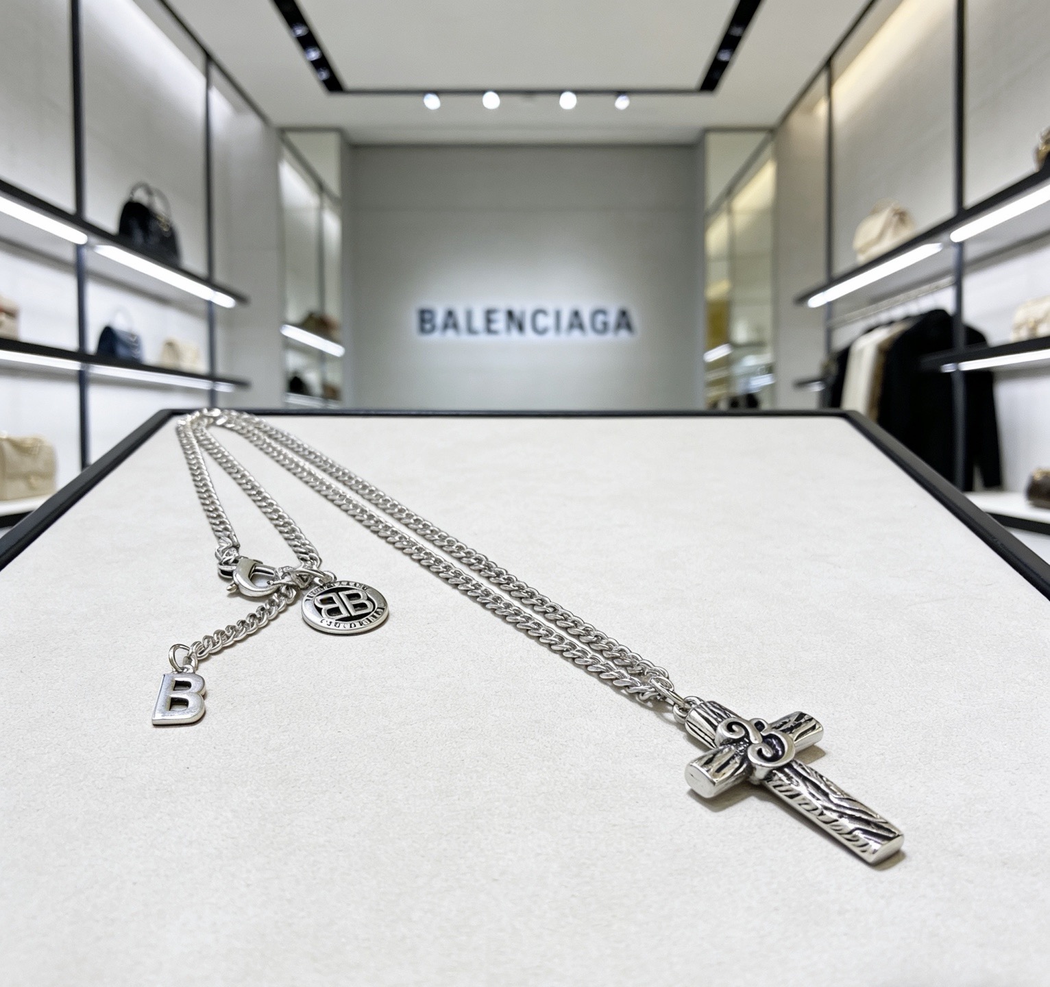 Luxury necklace