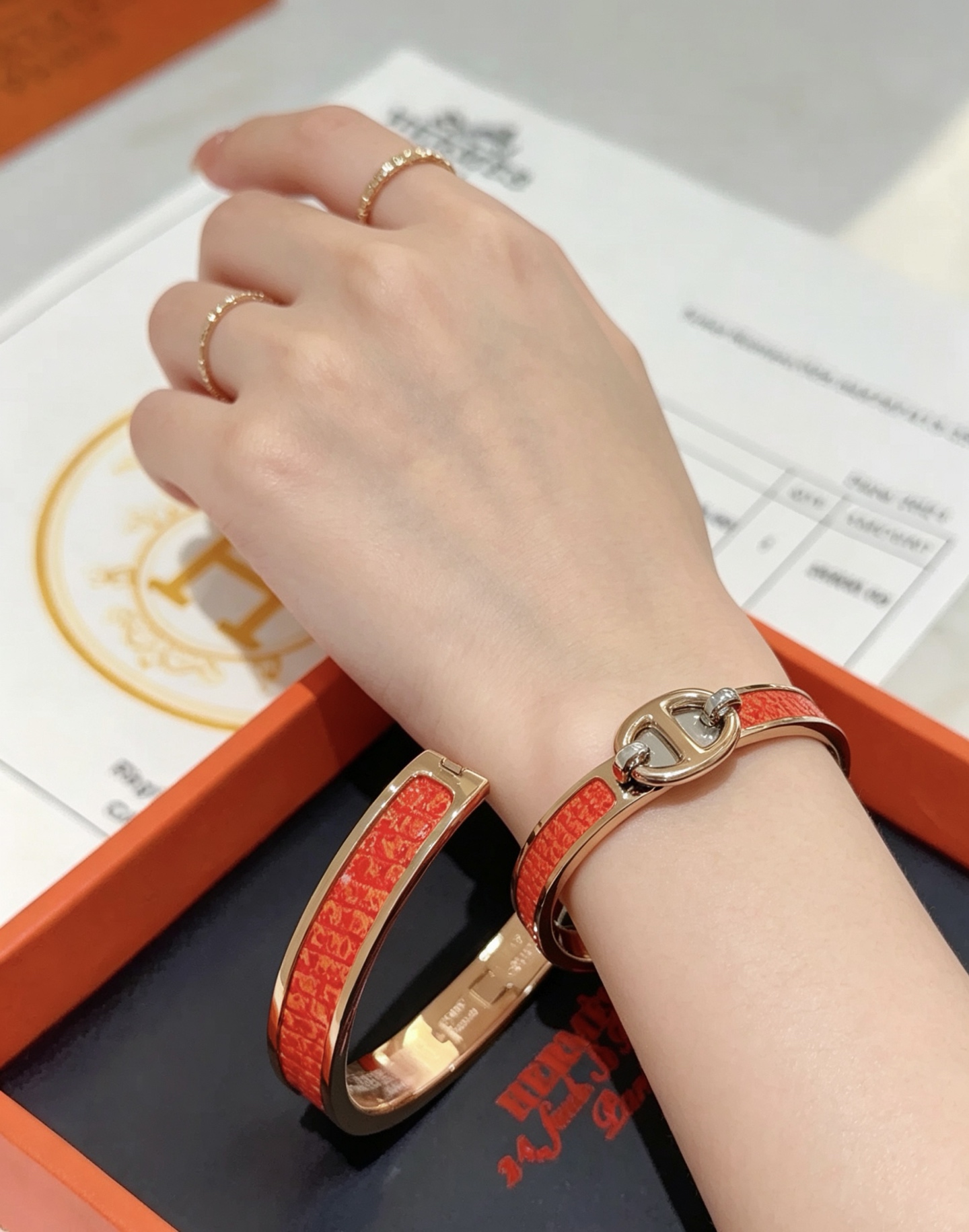 Bracciale Hermes Mini Clic Chaine d Ancre Metallo placcato oro rosa con inserto in smalto rosso 17 cm