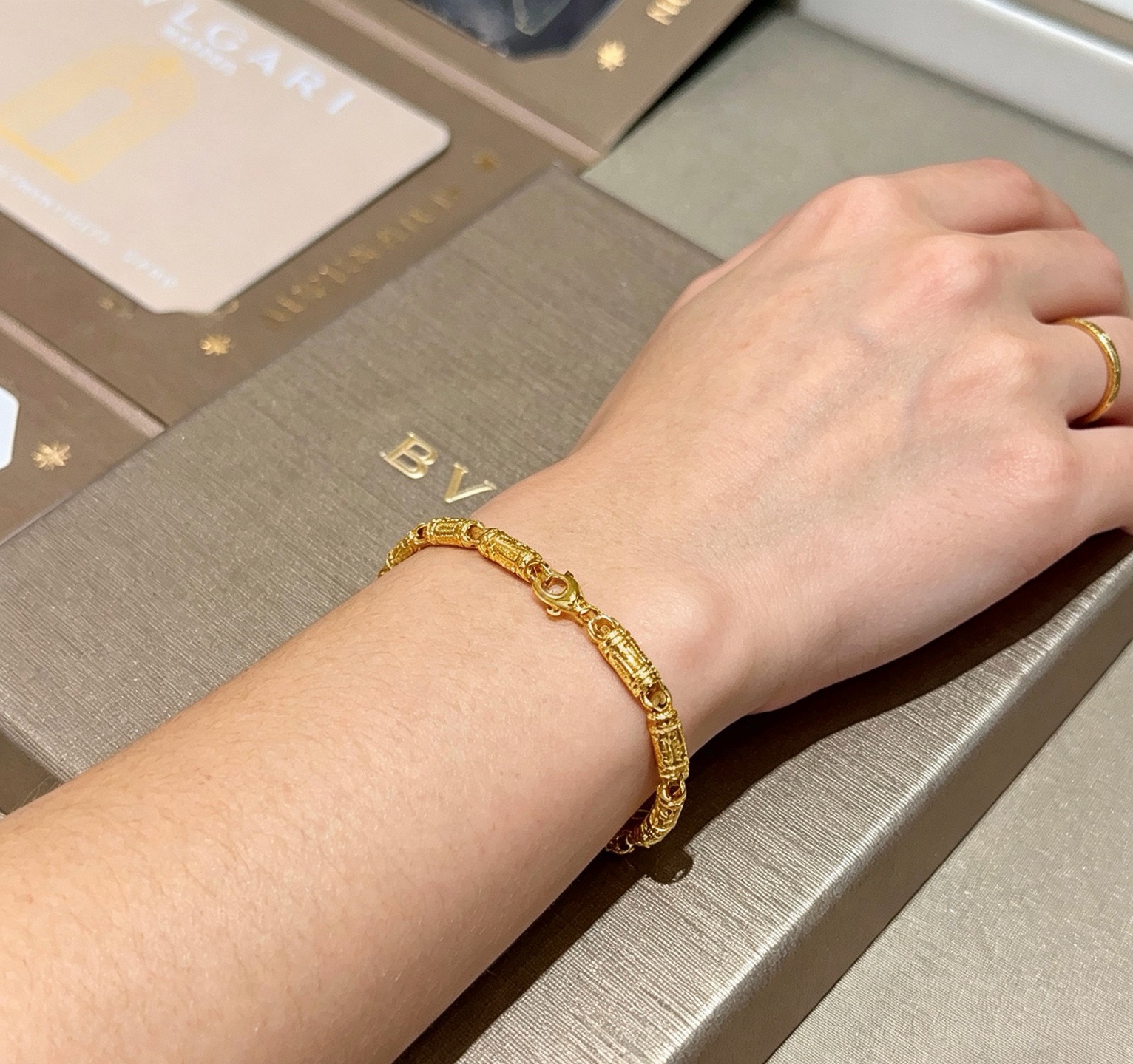 Bvlgari Divas Dream bracelet 18k yellow gold 18cm