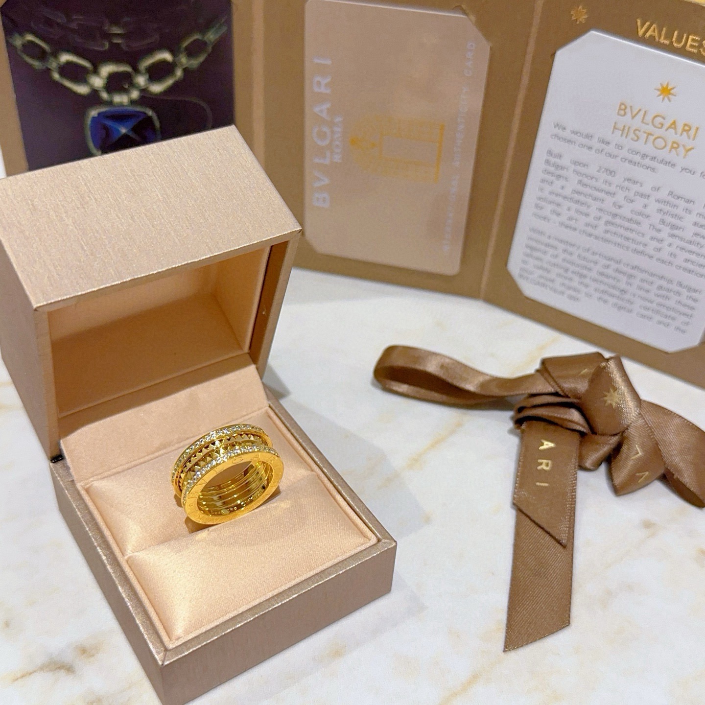 Bvlgari B zero1 Rock ring 18k yellow gold with clear diamond accents 54