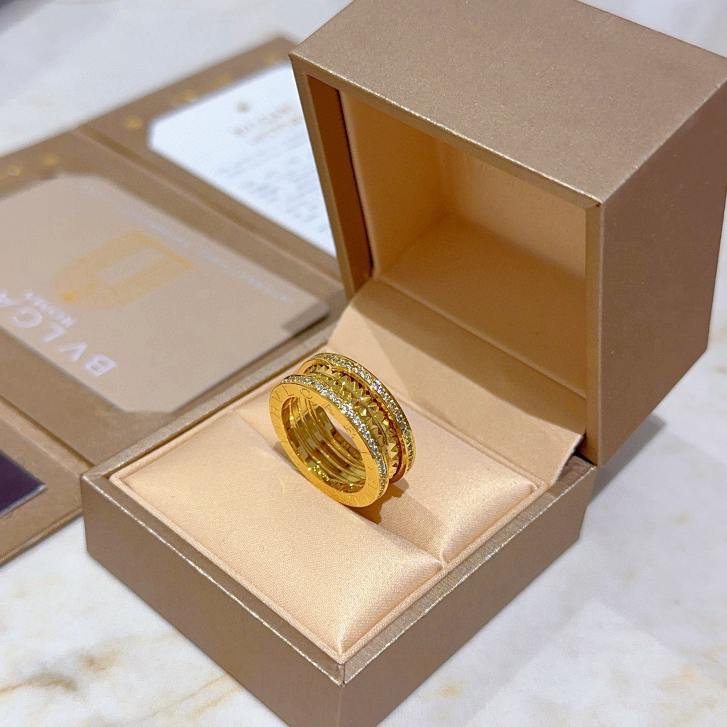 Bvlgari B zero1 Rock ring 18k yellow gold with clear diamond accents 54