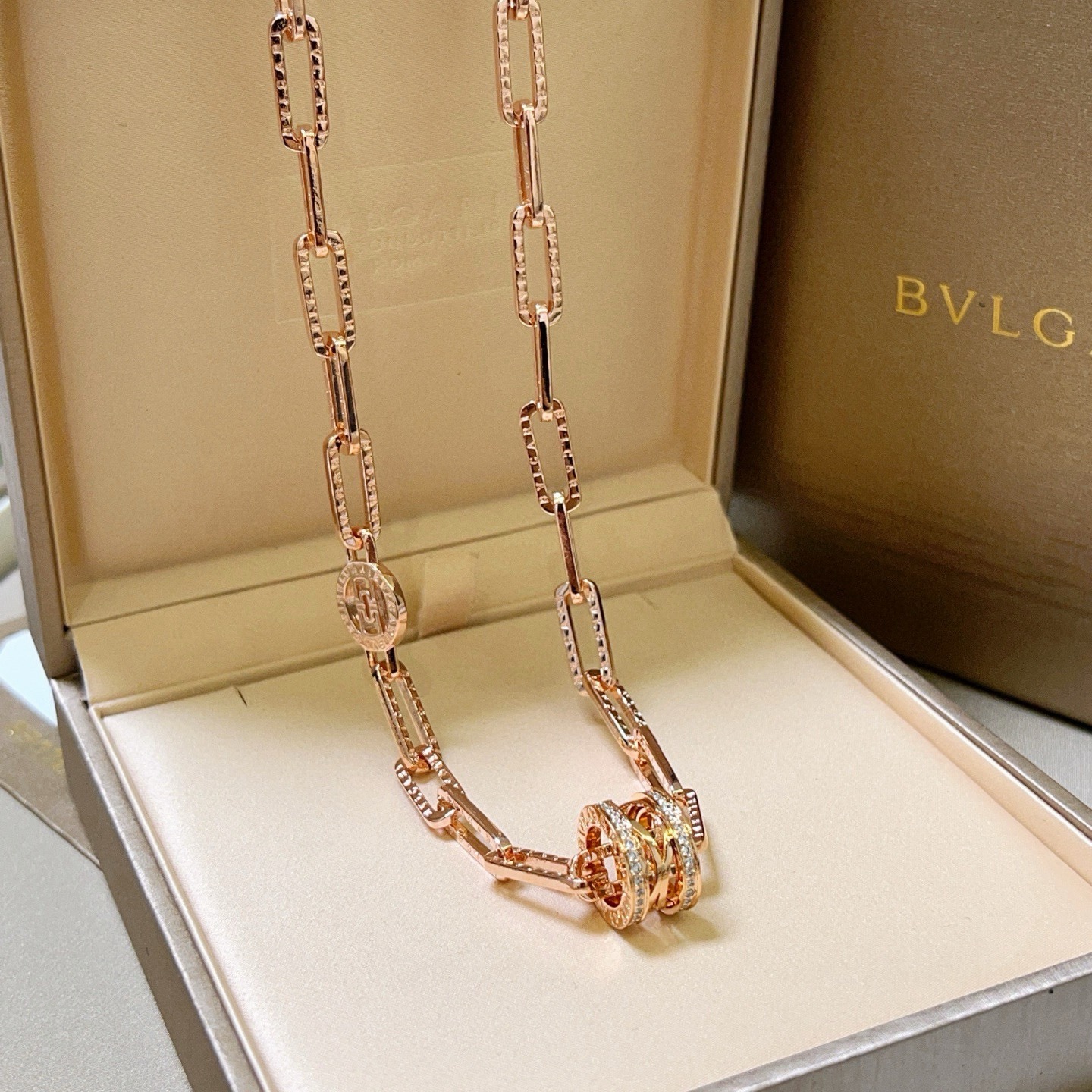 Bvlgari B zero1 necklace Rose gold with clear diamond accents 50cm