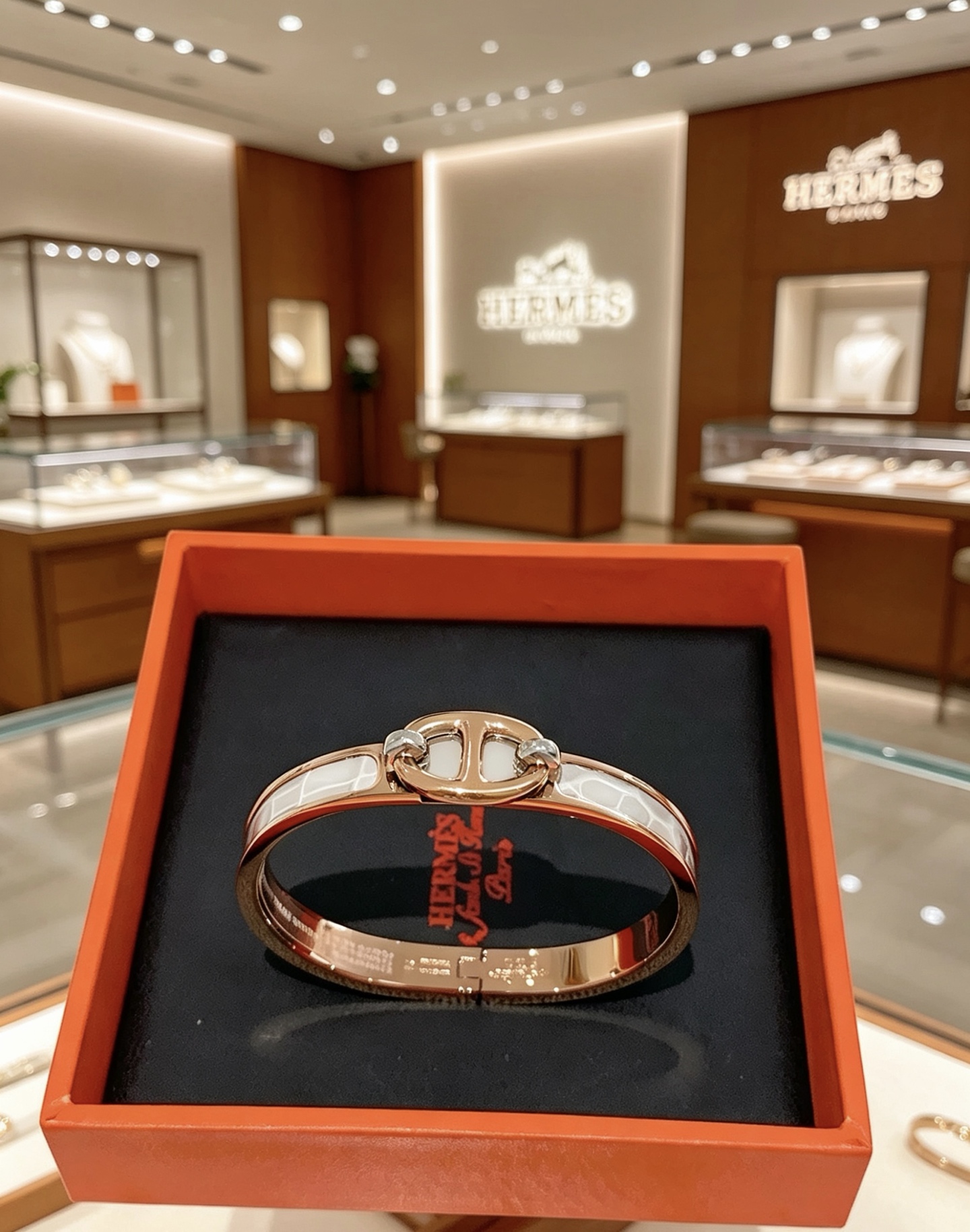 Bracciale Hermes Mini Clic Chaine d Ancre Metallo oro rosa con inserto in pelle di coccodrillo bianca 17 cm