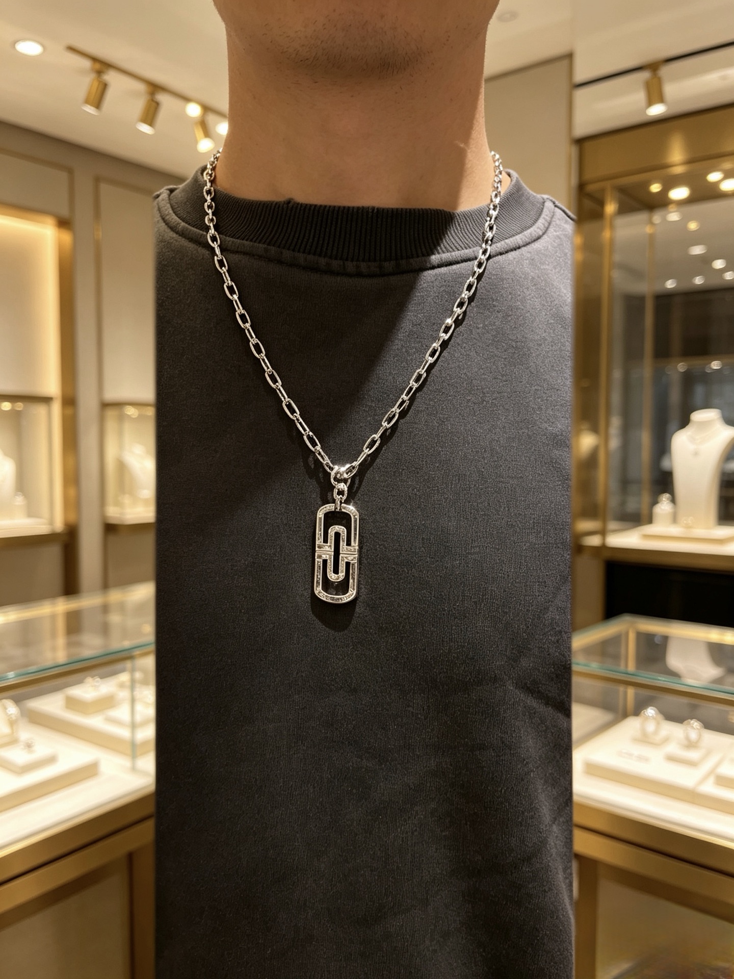 Bvlgari Parentesi necklace 18K white gold with pave diamonds 60cm